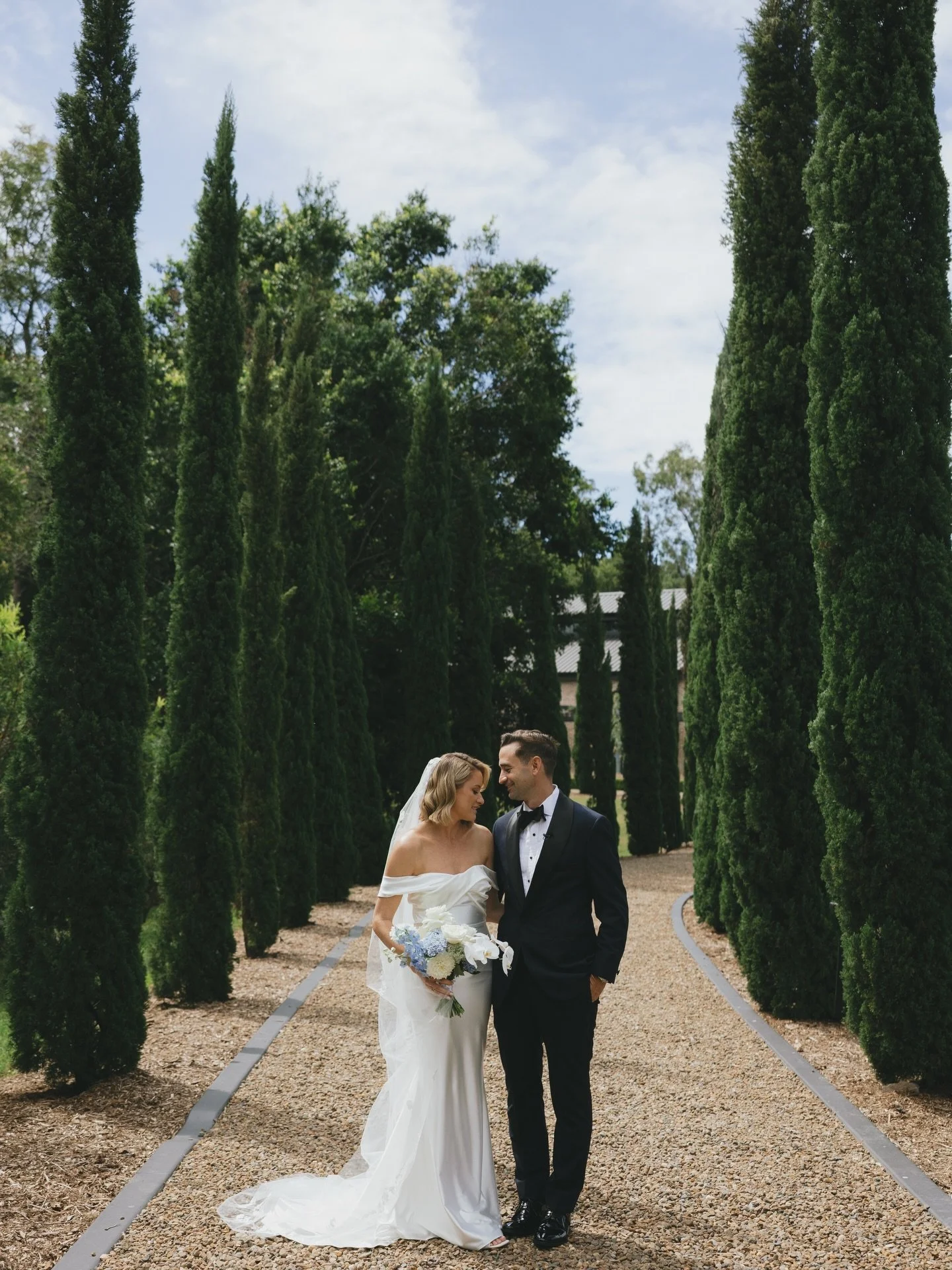 Ash &amp; Elliott&rsquo;s most perfect day ✨

The sensational team: 
Planner &amp; Styling: @eventstylistandco 
Venue &amp; Catering: @thevalleyestategc 
Photographer: @gracecharlottephoto 
Videographer: @motionartweddingfilms 
Celebrant: @thesurfing
