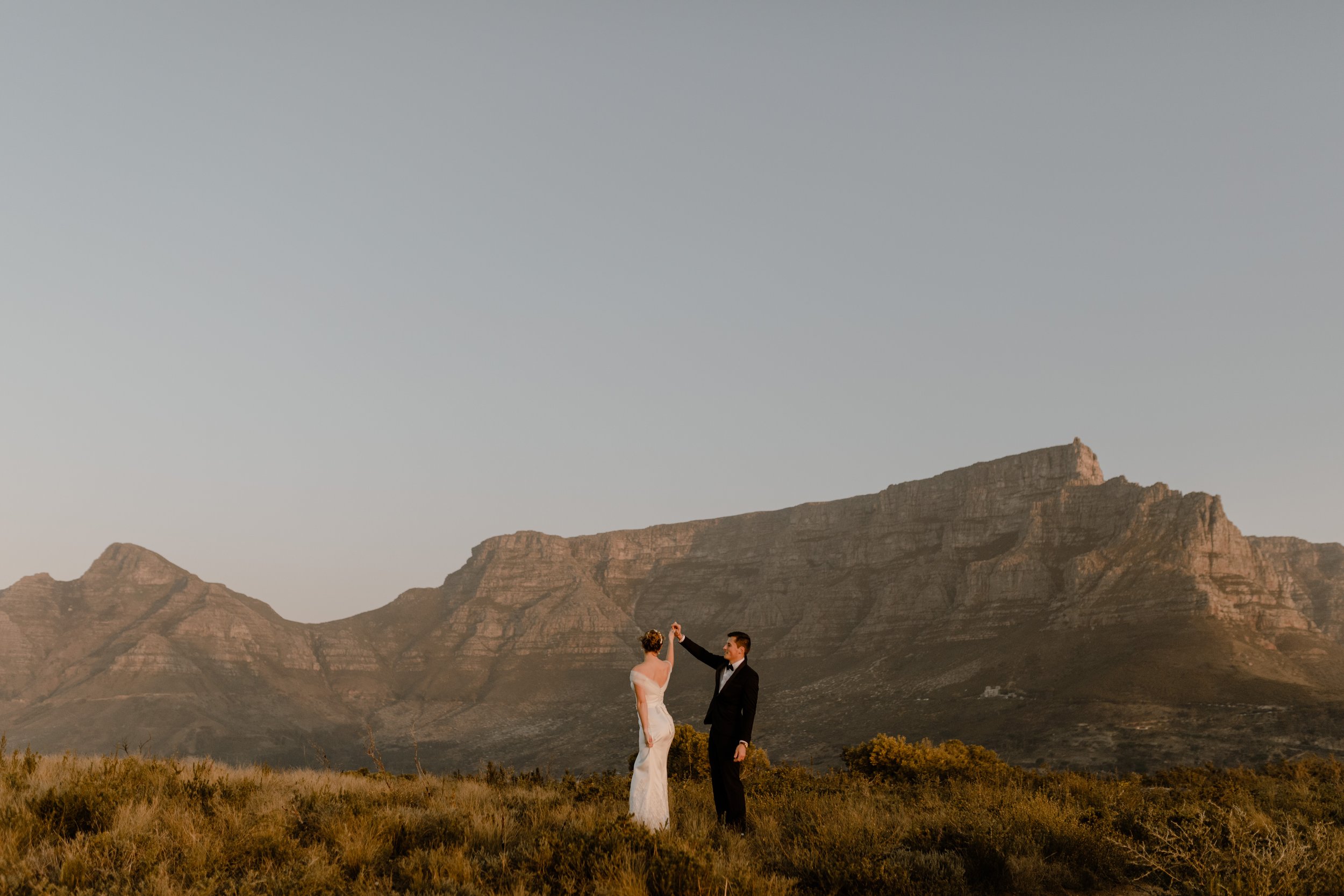 Grace-charlotte-wedding-photography-Table-Mountain-cape-town-south-africa-engagement-marrage-love-proposal-mountain-wedding-elopement-wedding-25.jpg
