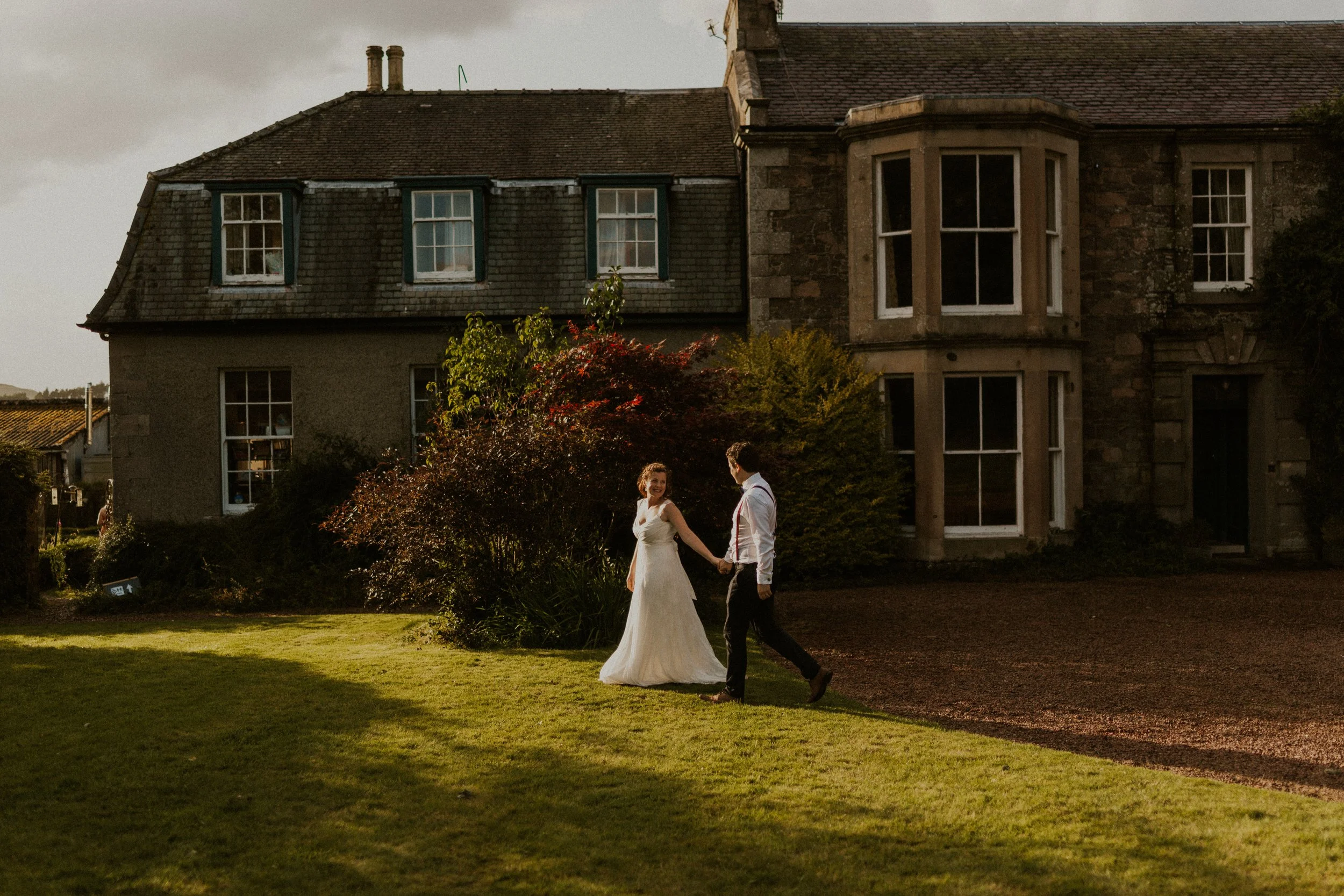 Grace-charlotte-wedding-photography-Cormiston-Farm-bigger-scotland-uk-Georgian-farmhouse-B&B-socttish-Clyde-Valley-South-Lanarkshire-Scotland-wedding-128.jpg
