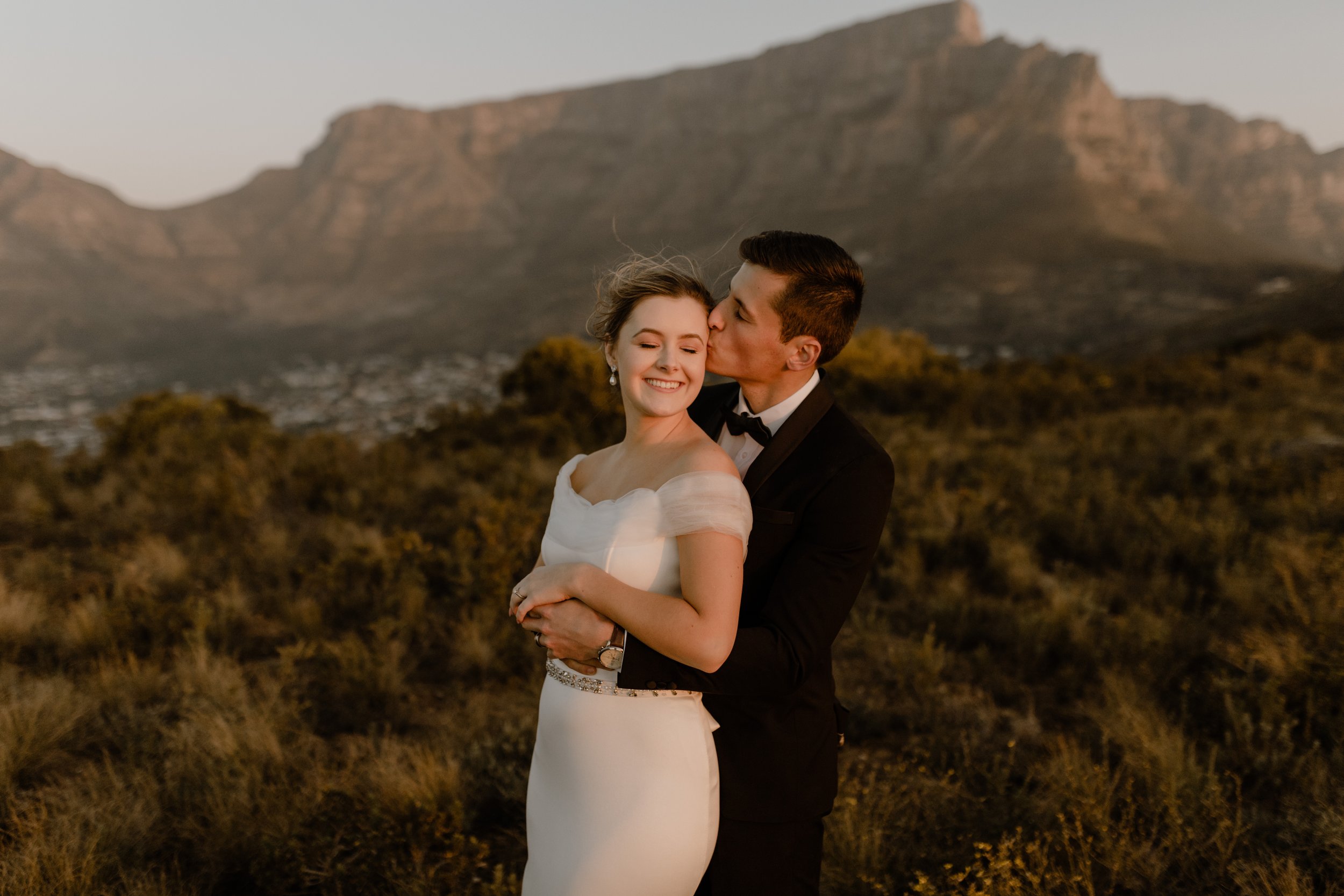 Grace-charlotte-wedding-photography-Table-Mountain-cape-town-south-africa-engagement-marrage-love-proposal-mountain-wedding-elopement-wedding-27.jpg
