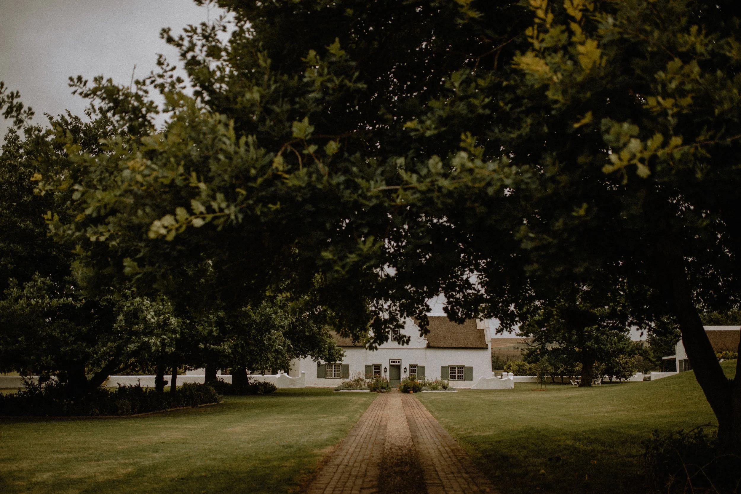 Grace-charlotte-wedding-photography-the-oaks-estate-greyton--cape-town-south-africa-farmstyle-wedding-cape-dutch-farm-wedding-accomodation-country-destination-1.jpg