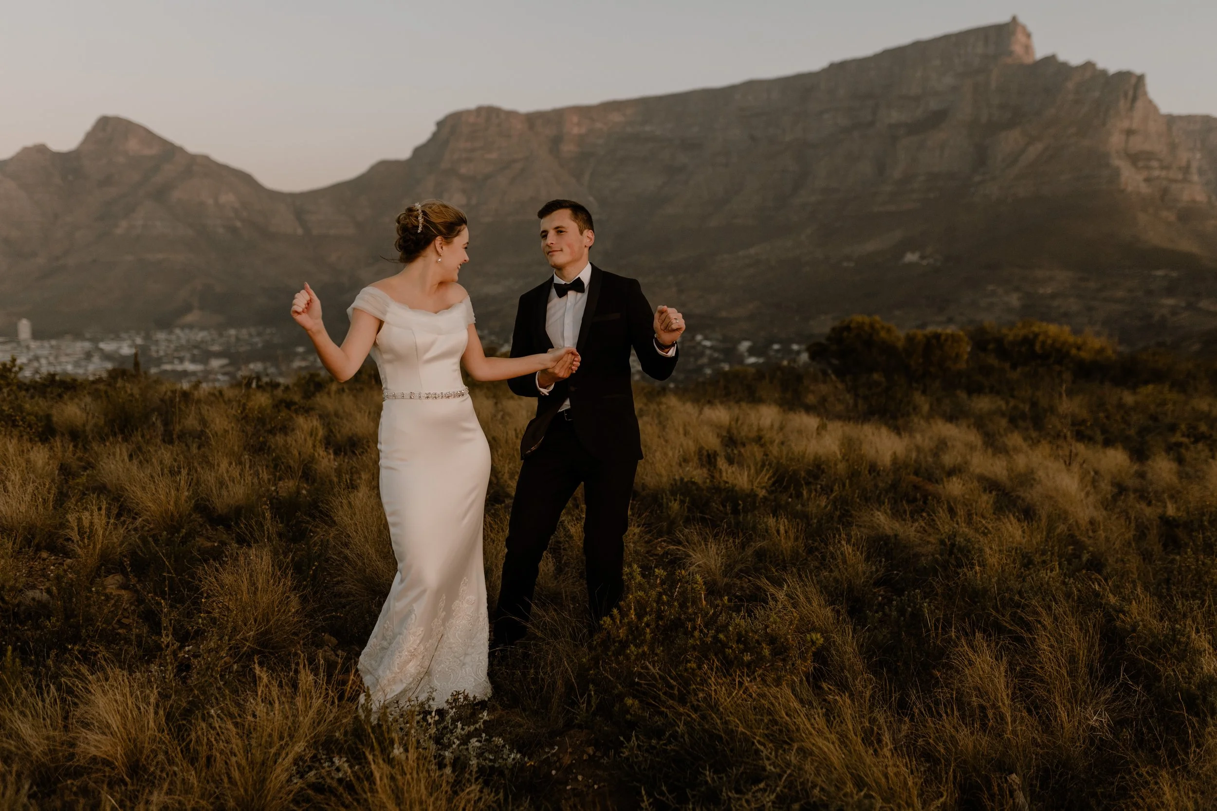 Grace-charlotte-wedding-photography-Table-Mountain-cape-town-south-africa-engagement-marrage-love-proposal-mountain-wedding-elopement-wedding-33.jpg