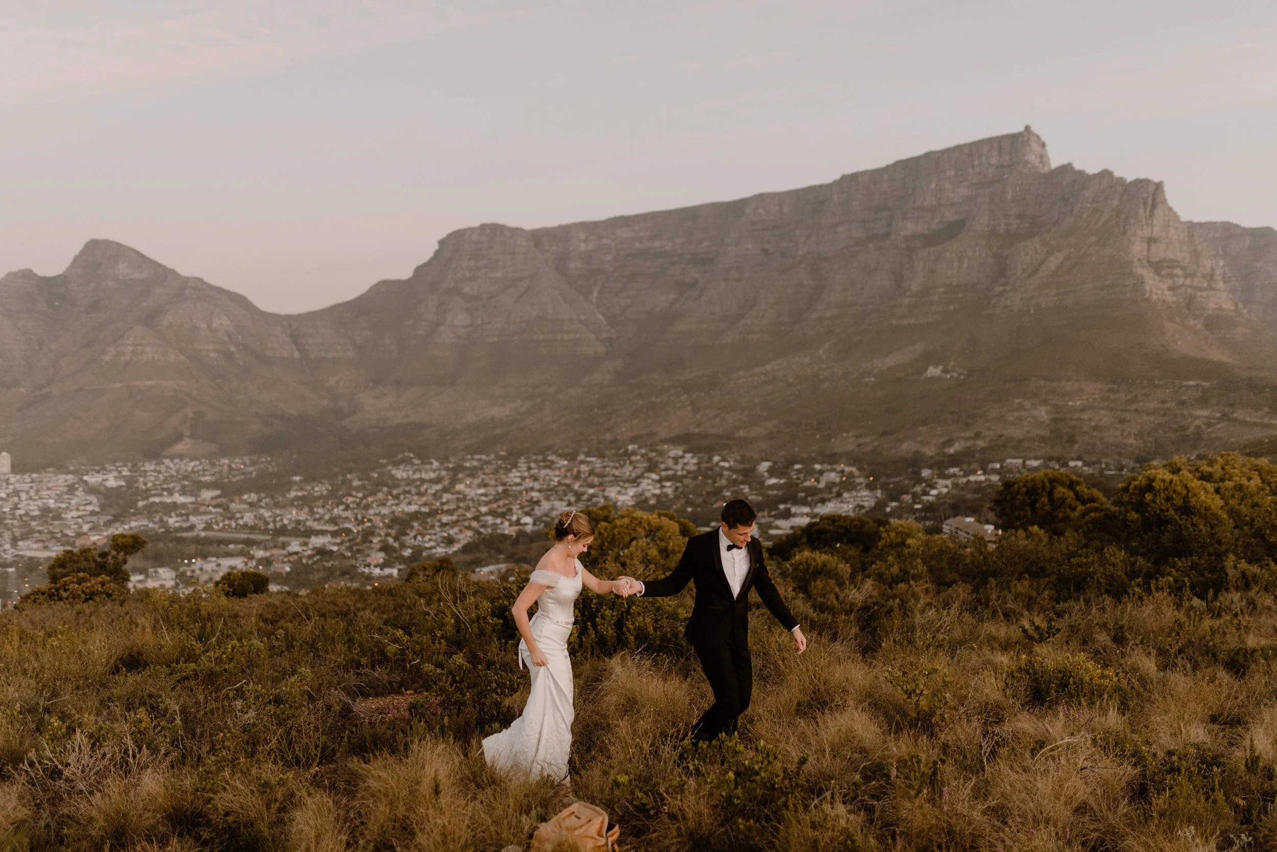 Grace-charlotte-wedding-photography-Table-Mountain-cape-town-south-africa-engagement-marrage-love-proposal-mountain-wedding-elopement-wedding-46.jpg