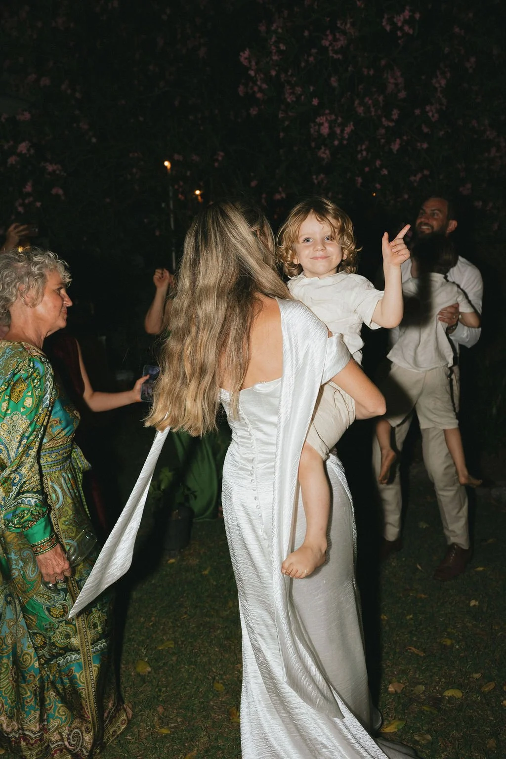 Summer backyard wedding reception Brisbane