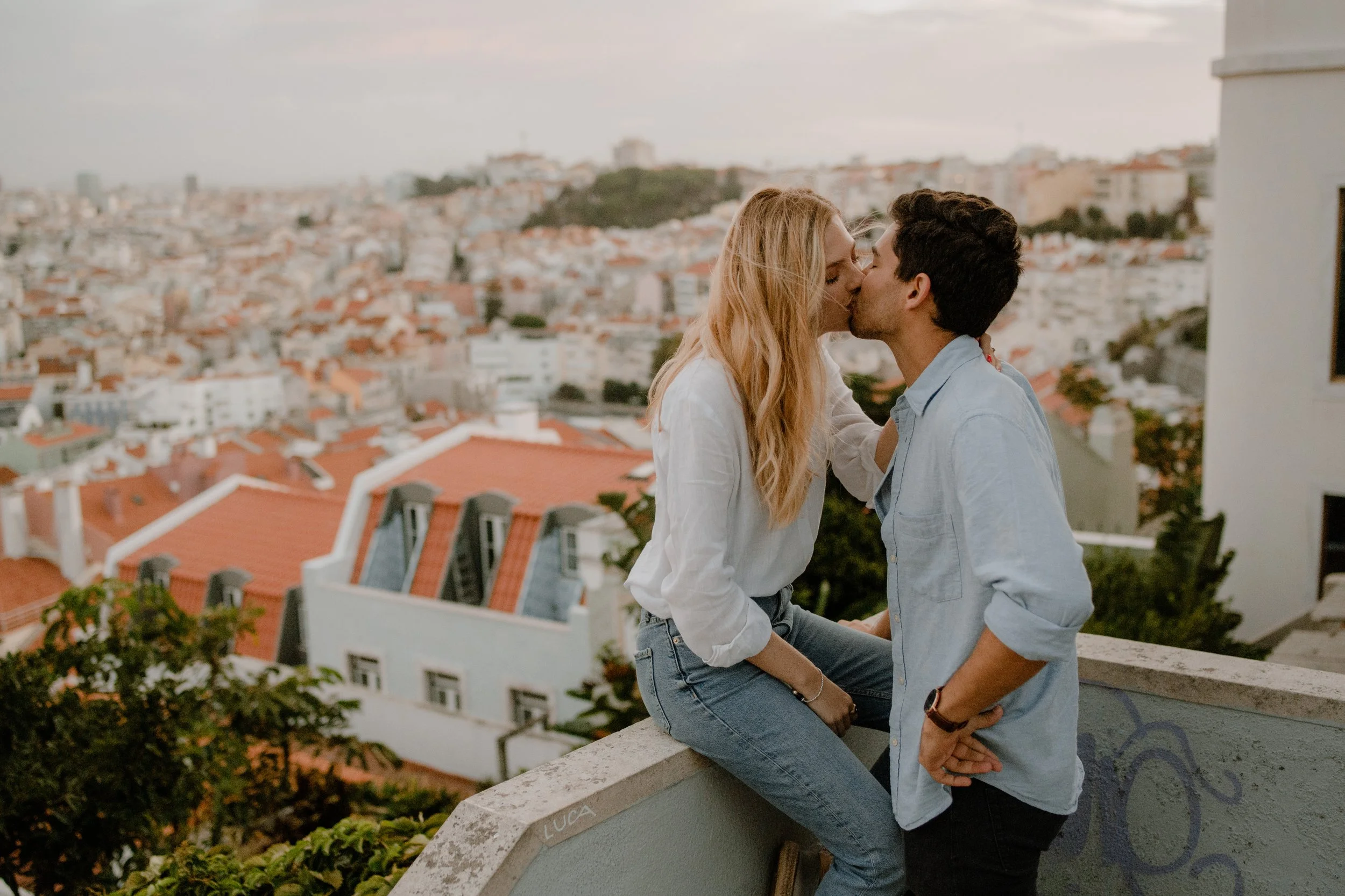 Grace-charlotte-wedding-photography-lisbon-portugal-europe-engagement-couple-shoot-international-wedding-photographer -2.jpg