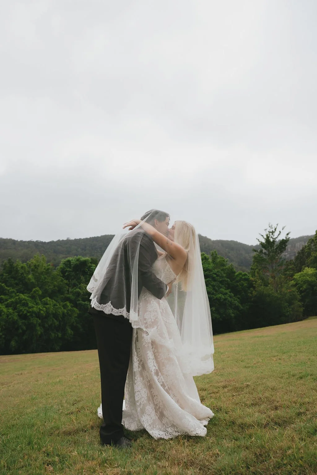 Editorial wedding photographer Gold Coast