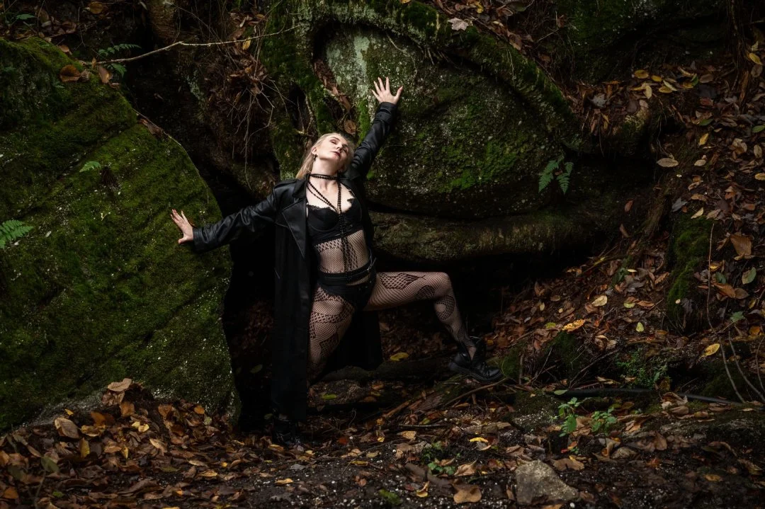 You know how fall feels like the world is letting out a long sigh? 🍂 The trees drop what they don&rsquo;t need, not worrying about what&rsquo;s next, just trusting the process. Imagine if you gave yourself that same grace&mdash;to let go of old inse