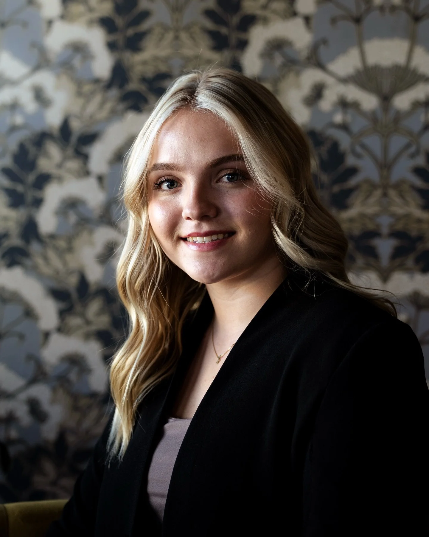 Meet Caylee, one of the newest agents to join the Legacy First family! ✨💛
She brings a fresh perspective, a strong work ethic, and an early start in real estate that sets her apart.

Caylee passed her real estate licensing exam at just 17 years old 