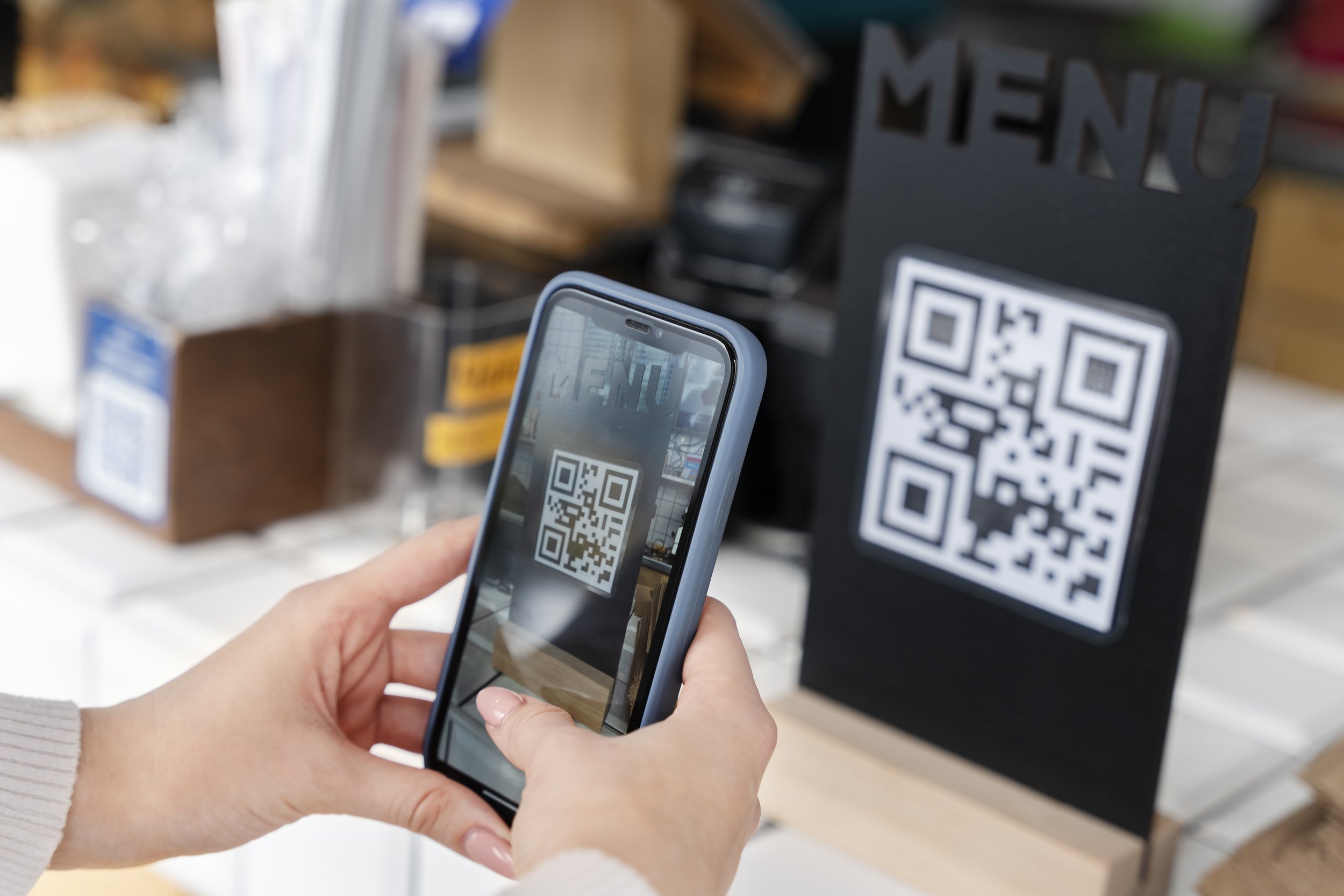 4 Benefits of a QR Code Scan-to-order for Restaurants