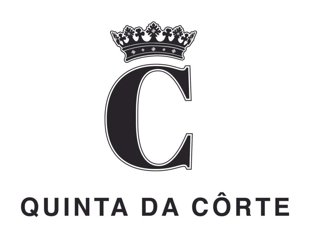 Quinta-da-Corte-Logo-1024x804.jpg