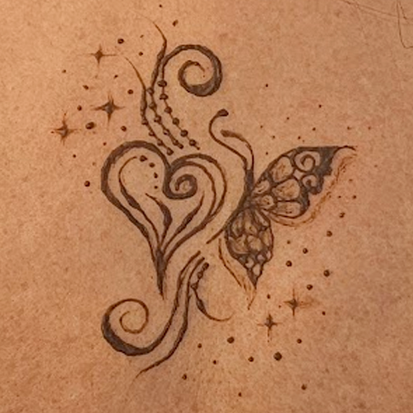 Henna By Edwina Photo SQ 8.png