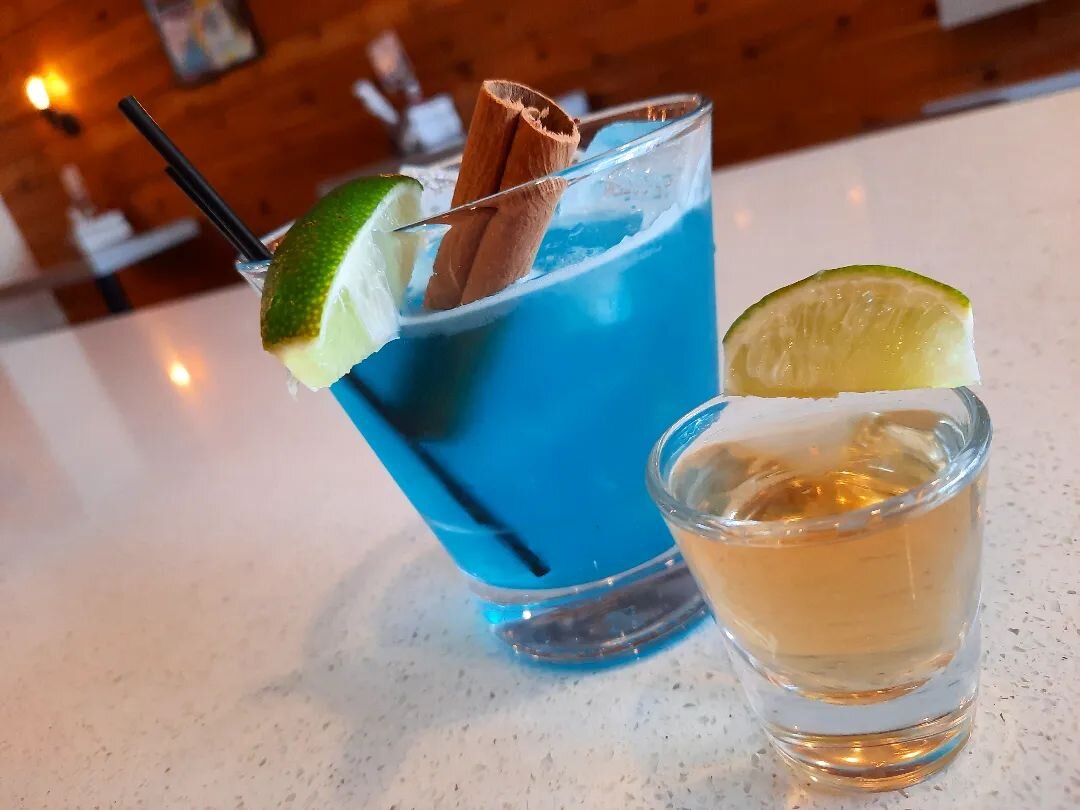Come try our Cinco de Mayo special, the sci-fi inspired Proto-Margarita! A play on a patio-weather classic, with a Blue Cura&ccedil;ao and cinnamon twist!

#cincodemayo #chicagotrivia #Chicagobrunch #chicagodrinks #cocktails #theexpanse #scifi #blueb
