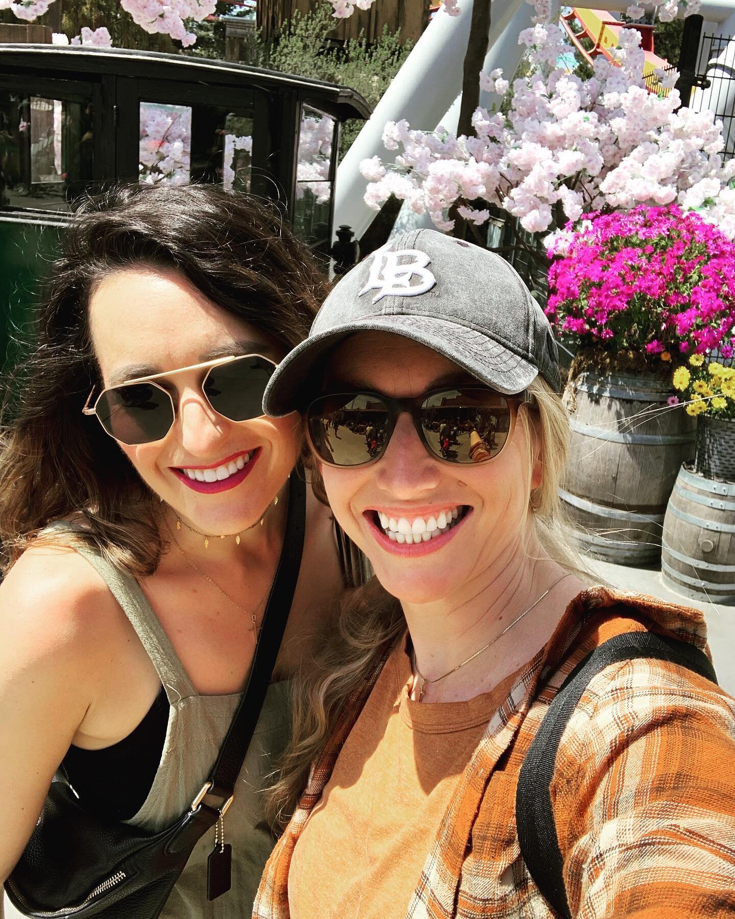 Jenny and Jules&rsquo; Escapades might be unremarkable&hellip; but as for Lauren and Leanne&hellip; theirs are always remarkable:

We caught the Boysenberry Festival at Knotts Berry Farm this weekend, ate all the berry things and then had an extremel