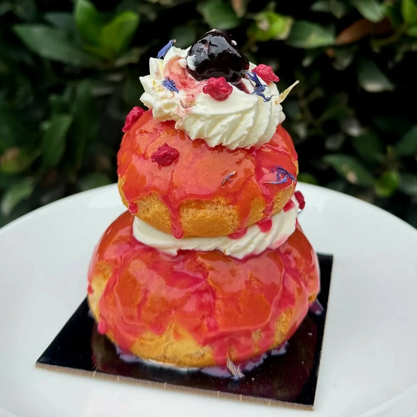 Mon Cheri! Today we have a Valentine profiterole cherry &amp; rose special ❤️ 

#theartisanfarmernabiac
#nabiac
#patisseries #barringtoncoast #valentinesday❤️