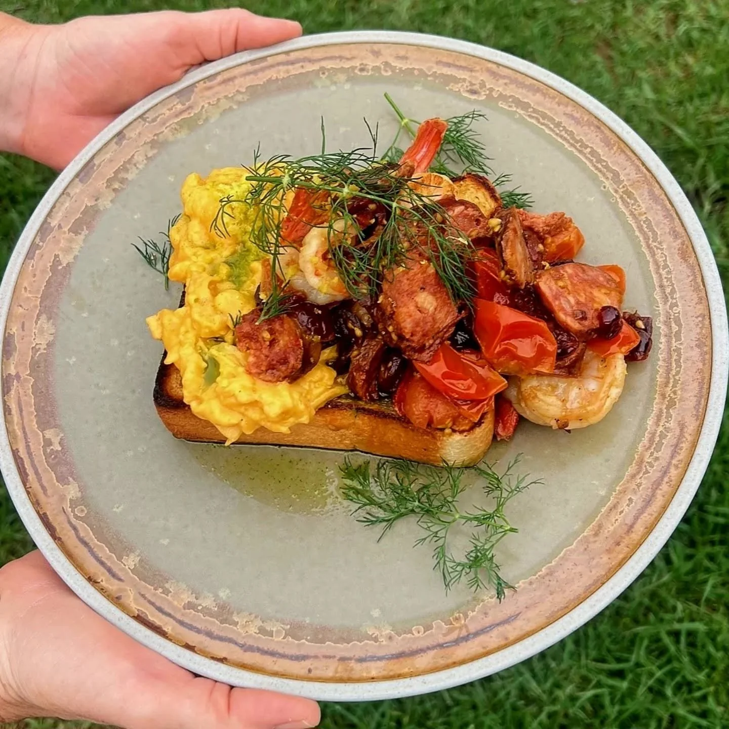 Our kitchen is also serving up this weekend a tasty breakfast special of prawn, chorizo &amp; cherry tomato scramble served with toasted chunky country loaf, dill, cranberries &amp; lemon zest. Enjoy!

#theartisanfarmernabiac
#nabiac
#breakfast #barr