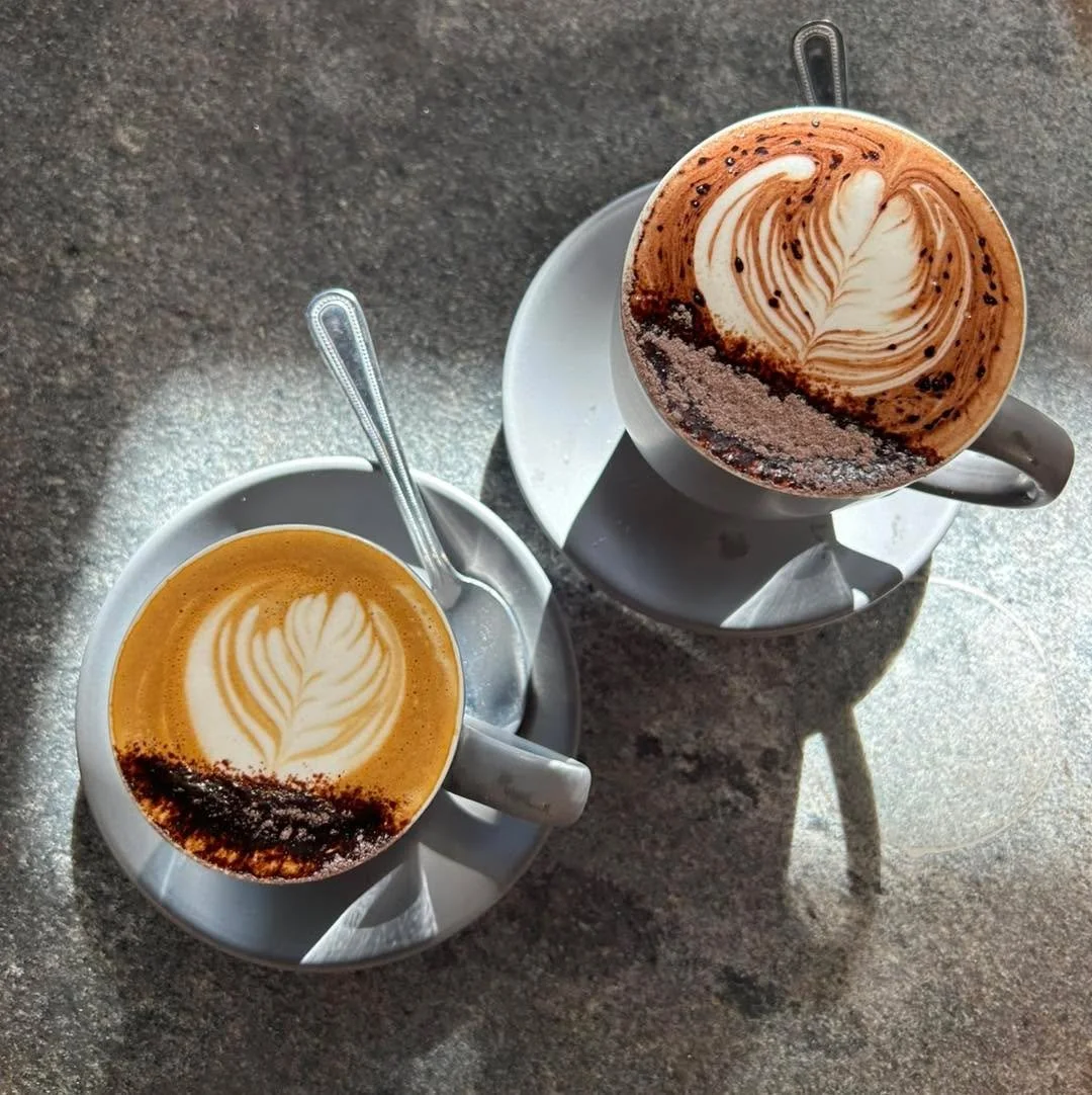 Sometimes it&rsquo;s the light&hellip; sometimes it&rsquo;s the subject&hellip; in this case, it&rsquo;s both. Thanks barista Emma for this pic, you nailed it! Coffee, anyone?

#theartisanfarmernabiac #midnorthcoastnsw #barringtoncoast #nabiac #coffe