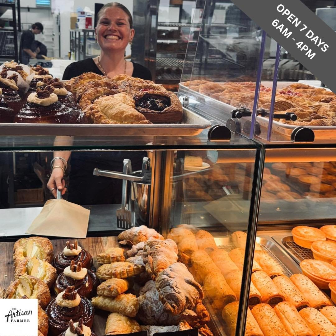 No better way than greet the day with a smile (thanks Emma!) and a treat. See you soon!

#theartisanfarmernabiac #midnorthcoastnsw #barringtoncoast #nabiac #coffee #danish  #coffeeandpastry