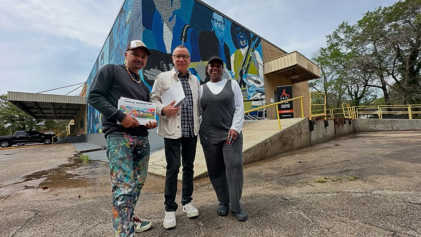 Wow! Today was super special - I had the honor of attending a morning mural celebration before my afternoon mural unveiling! Congratulations to  Artist @reshondaperryman, @hburgdowntown @hattiesburgpublicart @mayortobybarker and everyone involved in