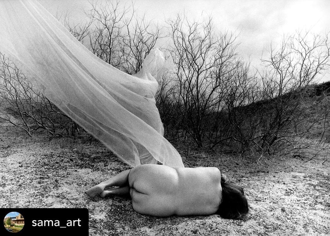 Acquisition news! 

The San Antonio Museum of Art just acquired seven Laura Aguilar photographs from the &ldquo;Clothed/Unclothed, Stillness and Motion&rdquo; series. 

Thank you all at the museum who made this possible. 

Caption : Laura Aguilar, St