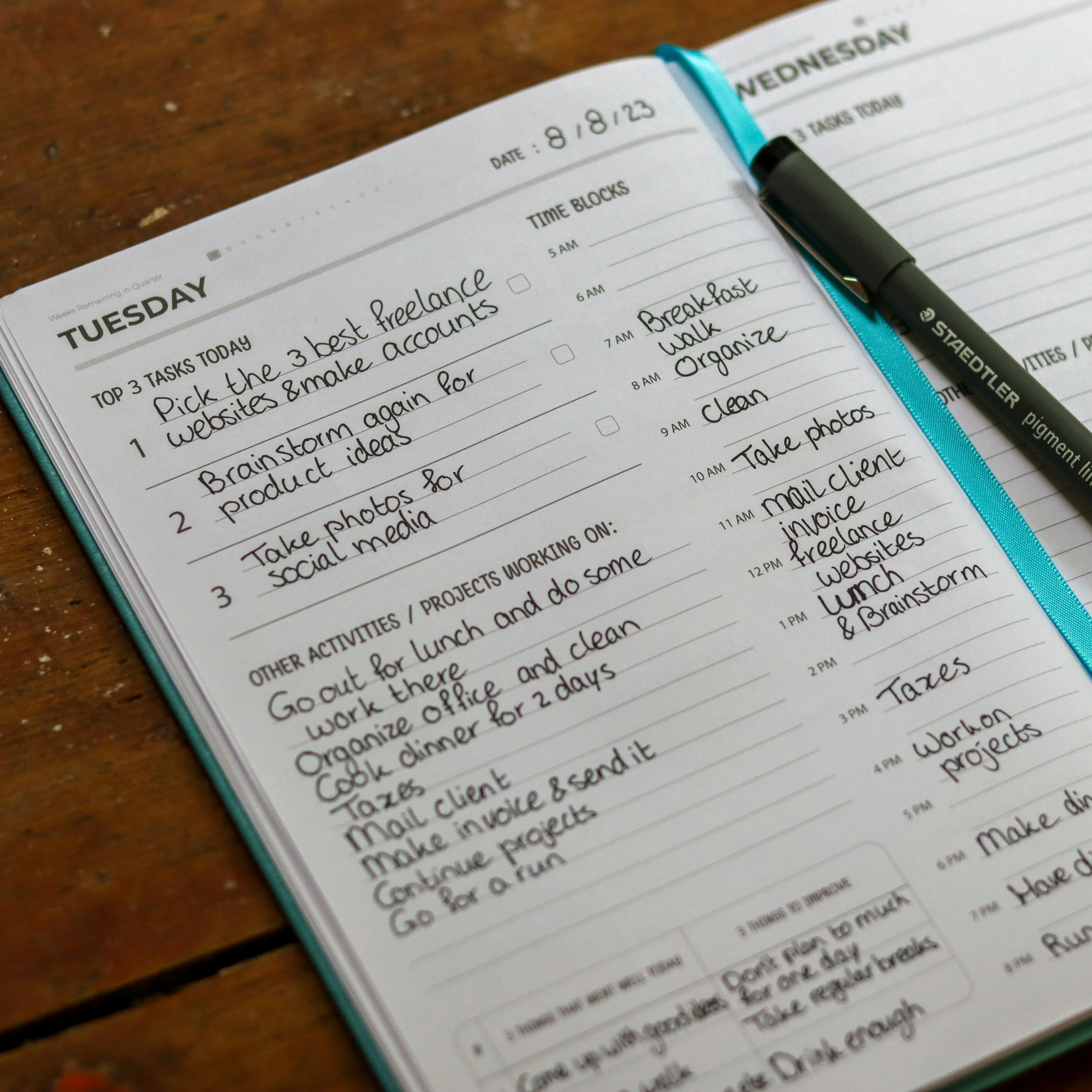 Well-Bee-ing Tip of the Week: Organise Your Calendar (and Protect Your Sanity!)