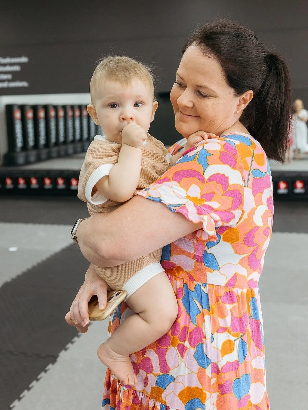 ✨ Feeling so grateful for the privilege of holding space for mums and their beautiful bubs. 💕 Every smile, every cuddle, every shared story reminds me just how lucky I am to be part of these precious moments. 🌸👶
.
.
#morethanamumsgroup #intuitivem
