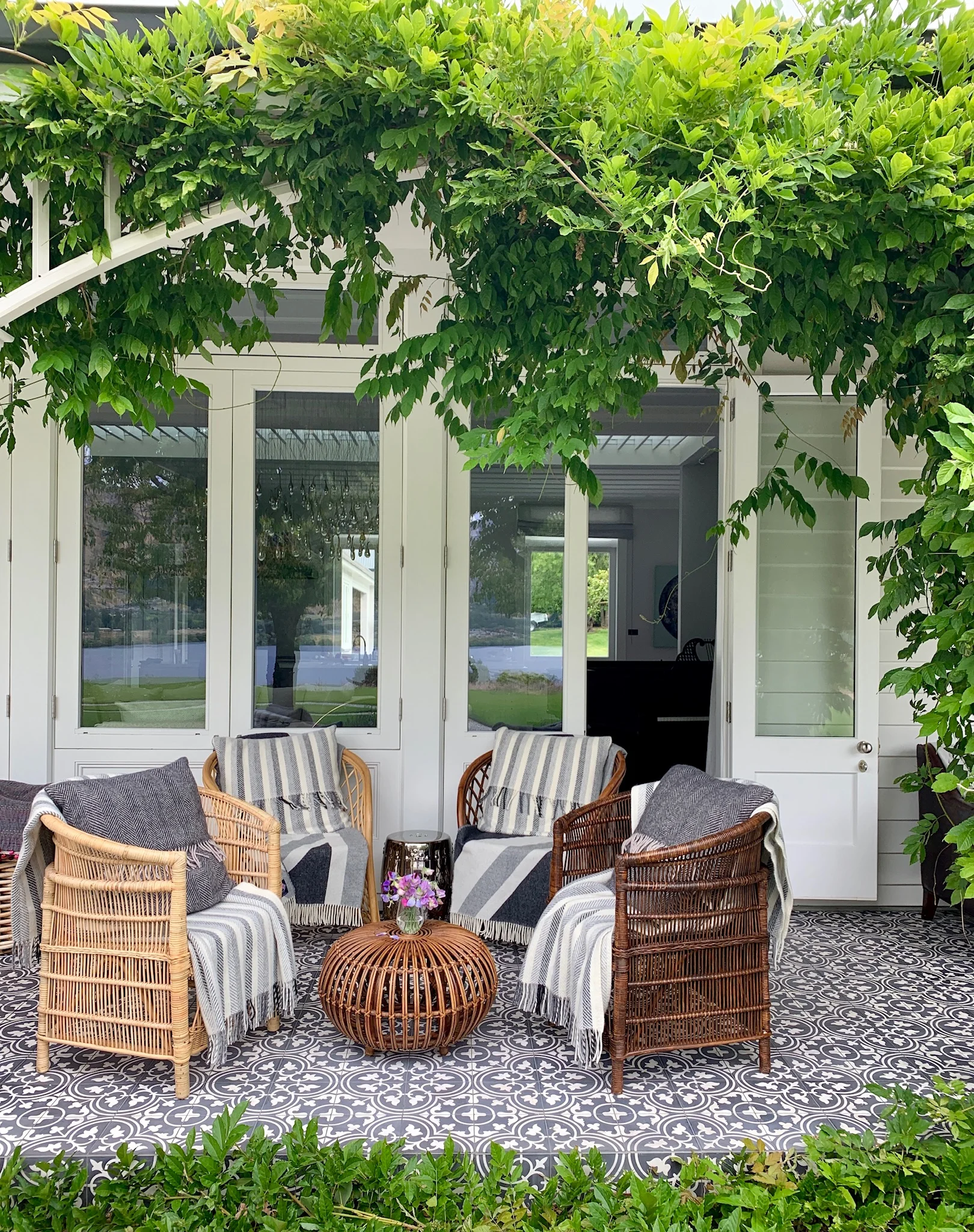 The veranda is a favourite all year round spot to enjoy the rising morning sun 