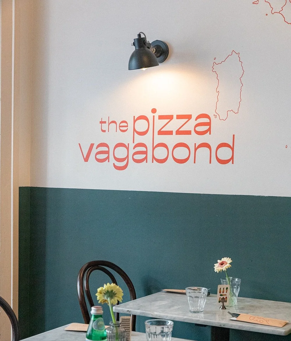 From Fabio’s daily routine (and best jokes), to how we set up the place, get ready for service, and make it all happen.
Basically, a small recap of what life looks like here.
Just don’t tell Fabio he’s the star of the reel — h