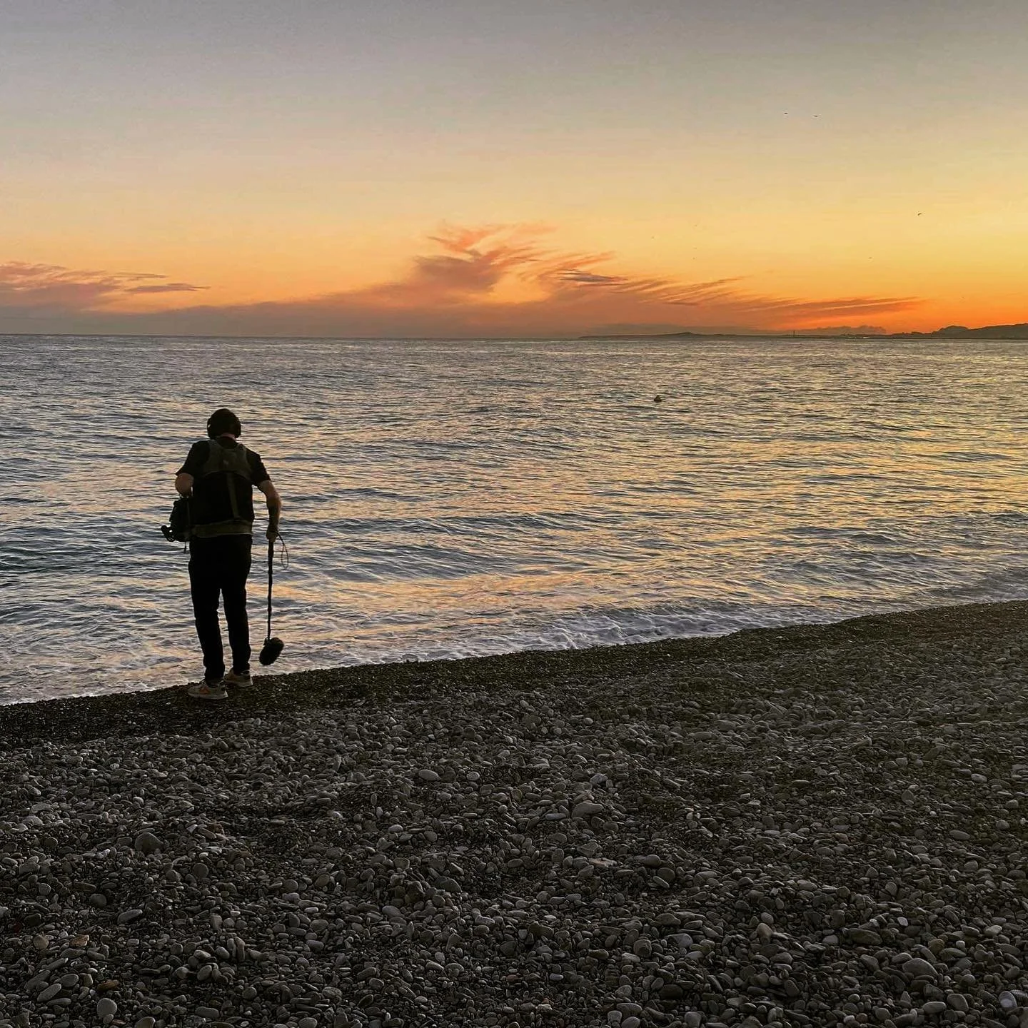 Catching some waves in Nice. 🌊  #soundmixer #productionsoundmixer #locationsoundmixer #soundrecordist