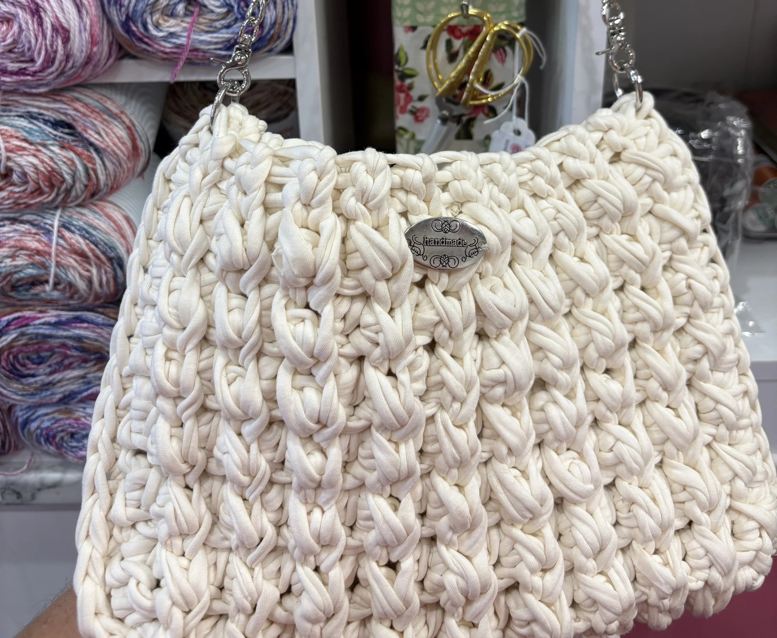 Crochet a handbag