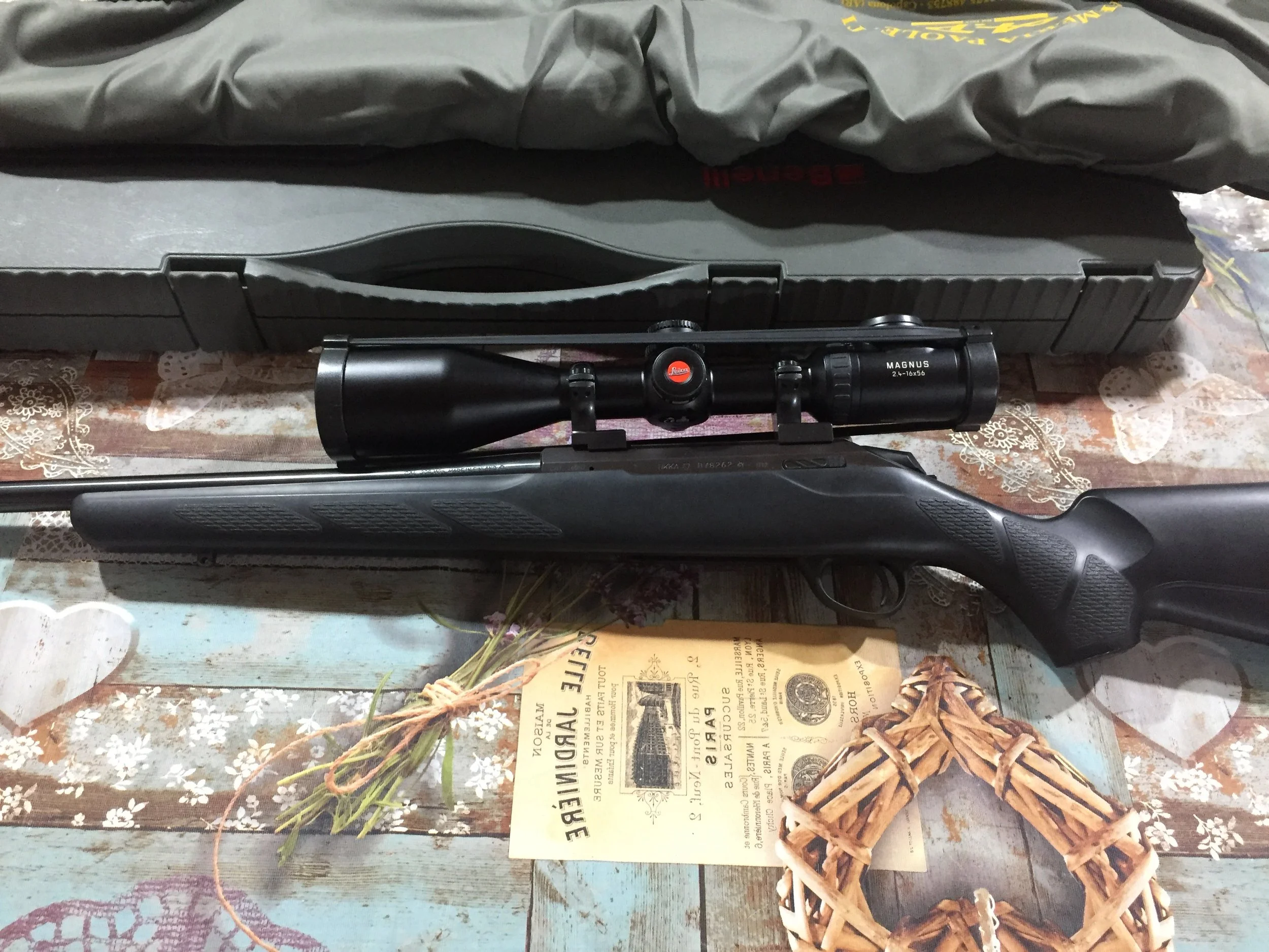 Tikka T3 lite e Leica Magnus