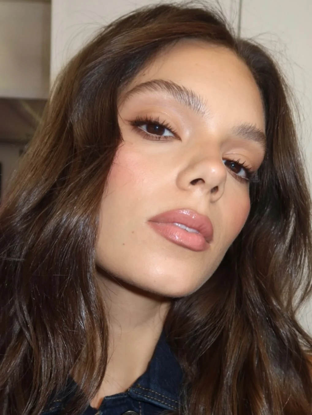 Stunning @becca_irl 
Hair and makeup by me! 
Assisted by @paupaumua 

Lip combo: the iconic @makeupforever the iconic endless cacao and up &amp; down tan + @rhode in ribbon
