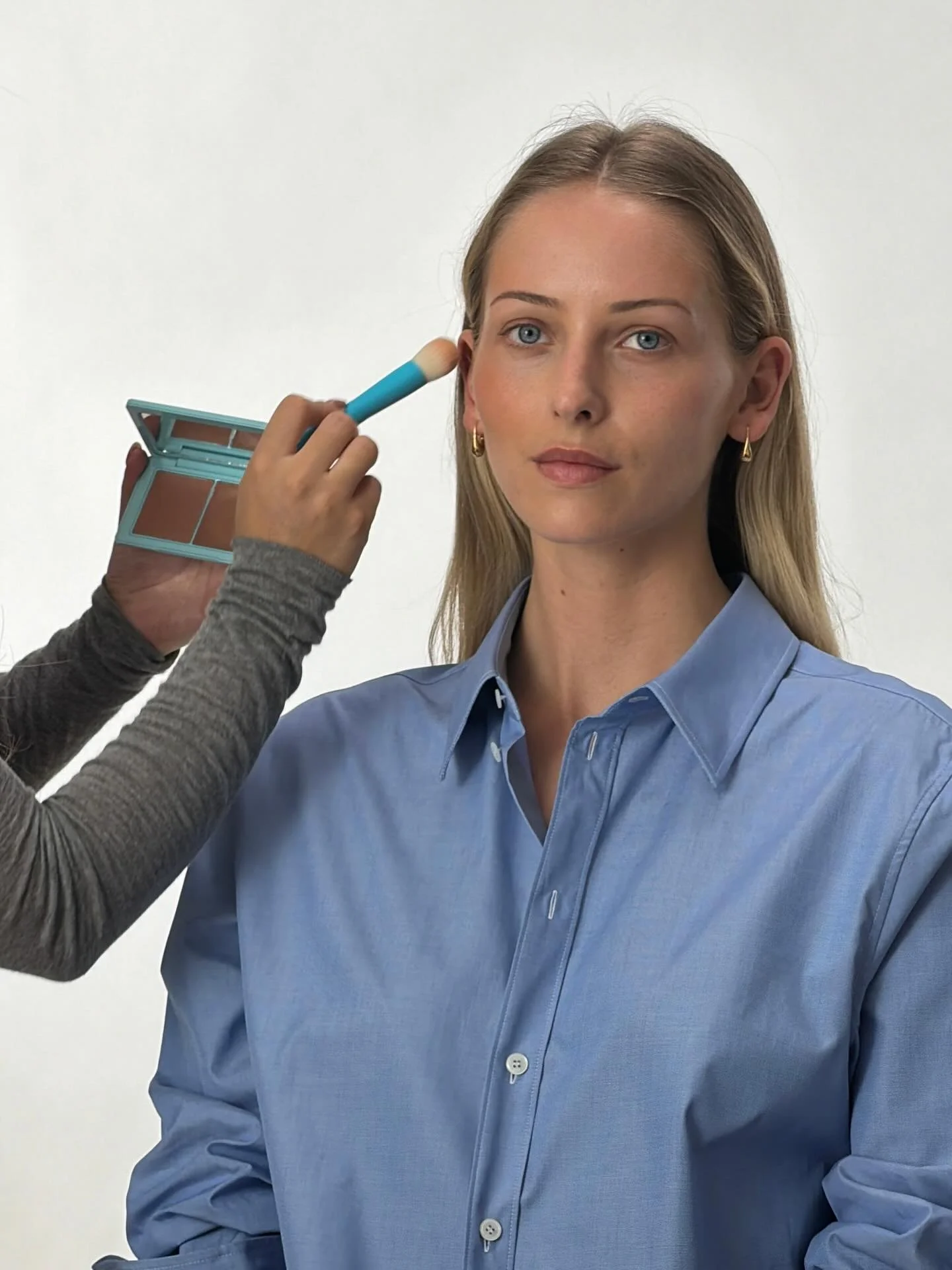 What a beautiful gift it is to be grateful&mdash;staying focused on your own path and doing the work backstage (literally), patiently, without ever looking down on any &ldquo;small&rdquo; beginning.

The last image in this carousel says it all. It wa