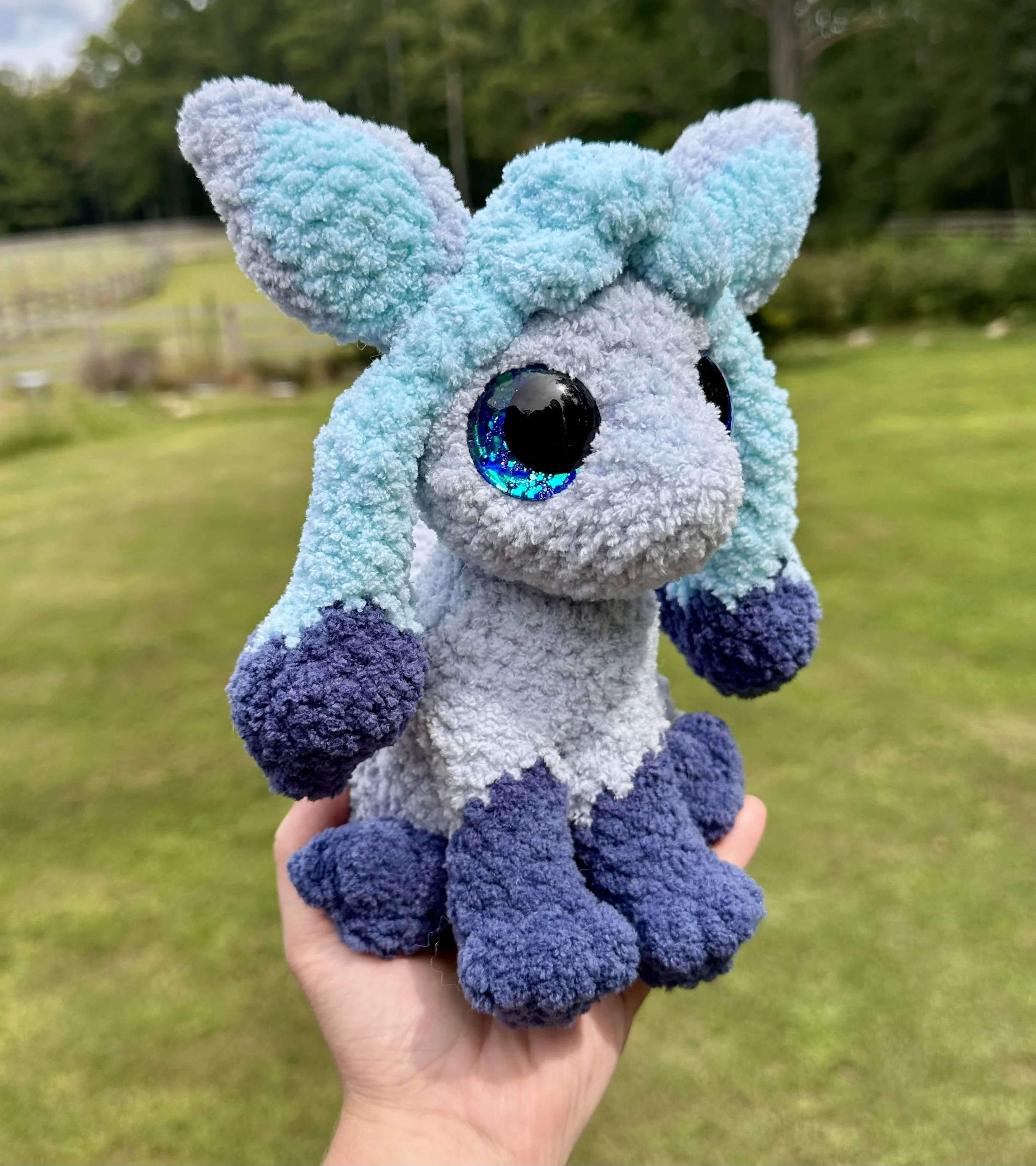 Standing Glaceon