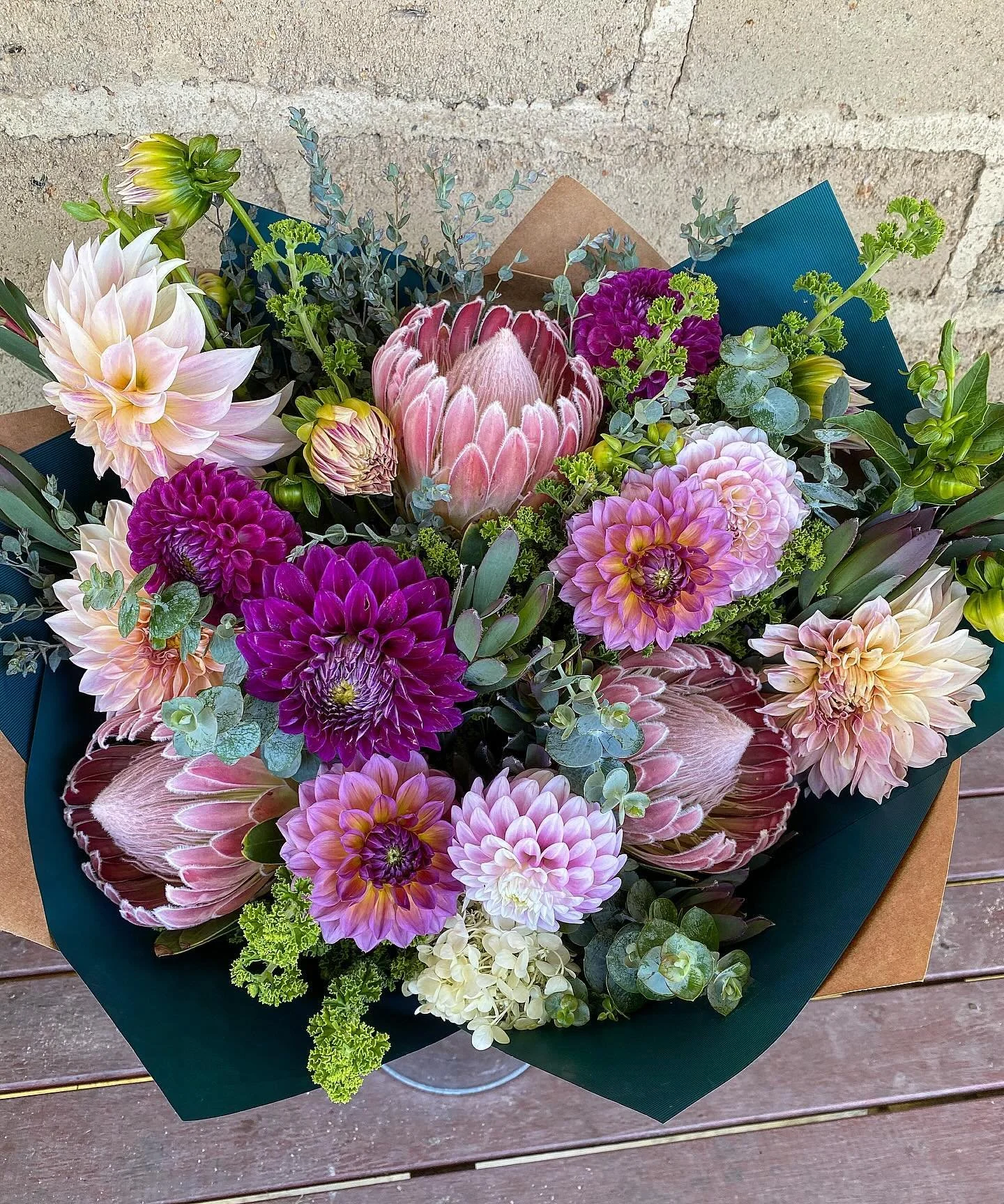 Custom bunch for Nada&rsquo;s Birthday. 

special edition featuring @villasapi proteas. 

PLEASE NOTE: Farm Stand bunches will be back in 2025; looking to start towards the end of January when I have more dahlias blooming.

Custom bunches are now CLO