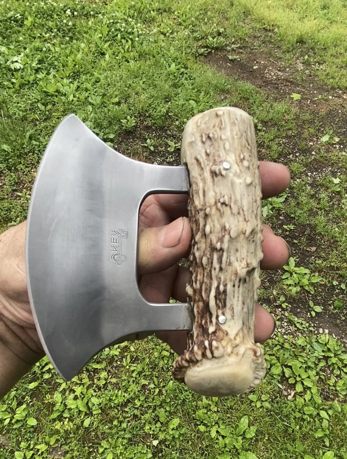 Alaskan ULU Blade. 