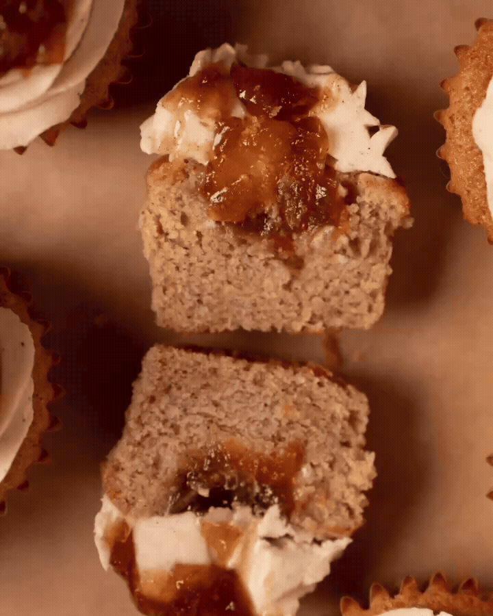 Seasonal Fall Cupcakes_GIF.gif