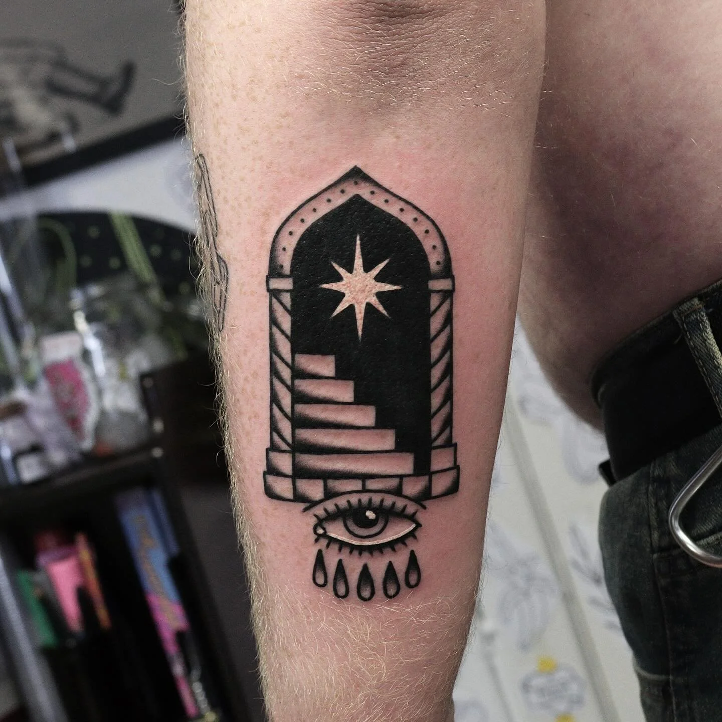 Thanks! Done @secretdoor_studio DM to book. #gerfertattoo #tattoo #portal #oldschooltattoo #dublin