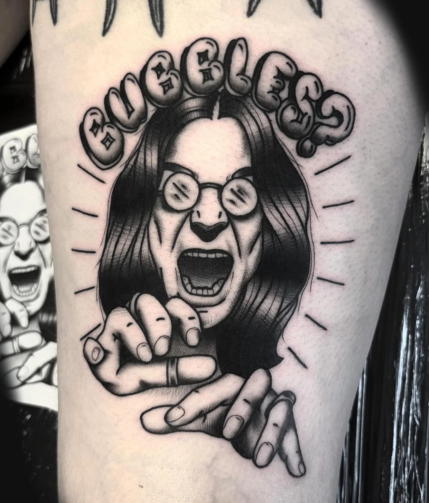 @ozzyosbourne for @smelly_goth_tattoos 🥹🥹 RIP 🪦 🦇🖤 done @secretdoor_studio #tattoo #oldschooltattoo #ozzyosbourne #ozzy #bubbles #gerfertattoo #dublin