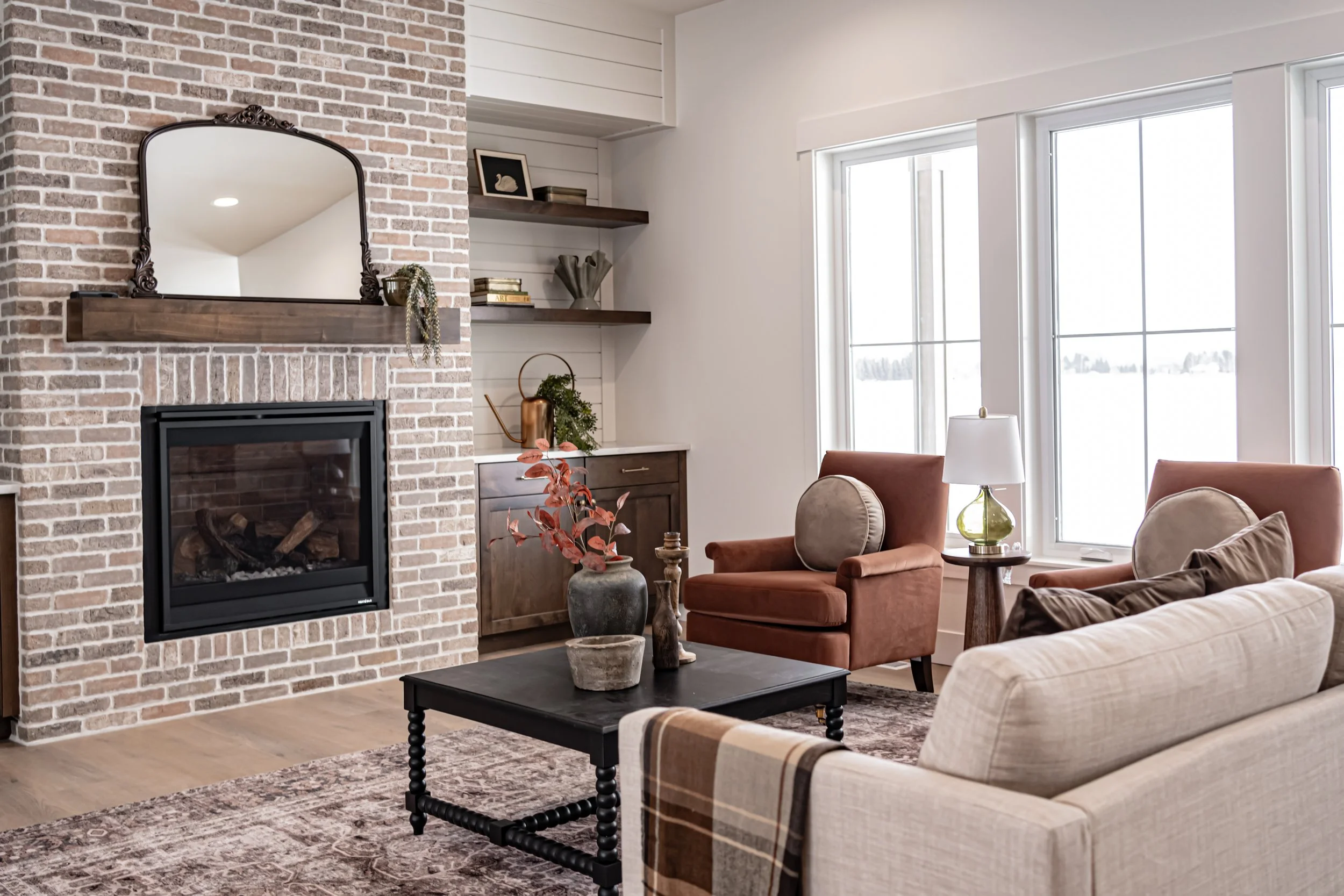 High-Tech vs. High-Touch: Why AI Can’t Replace a Human TC