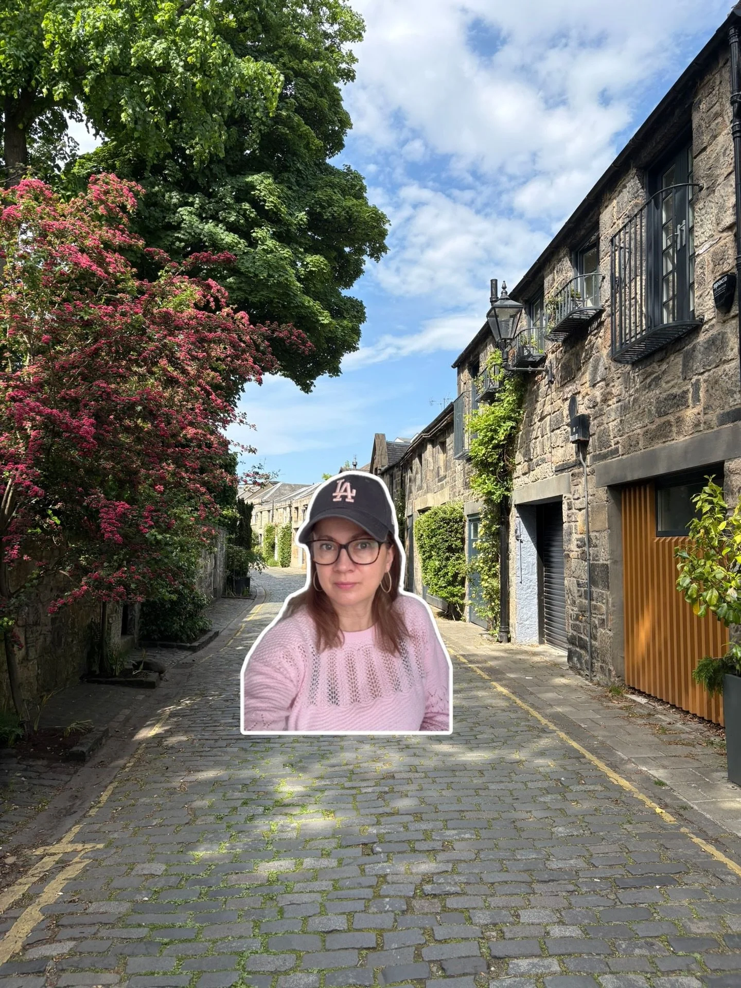 Went to the iconic Circus Lane in Edinburgh today and had some fun getting new headshots taken by the lovely Anna @studiogently who was wonderful and made an old dear feel like there might be hope for a decent headshot yet. Can&rsquo;t wait to see ho