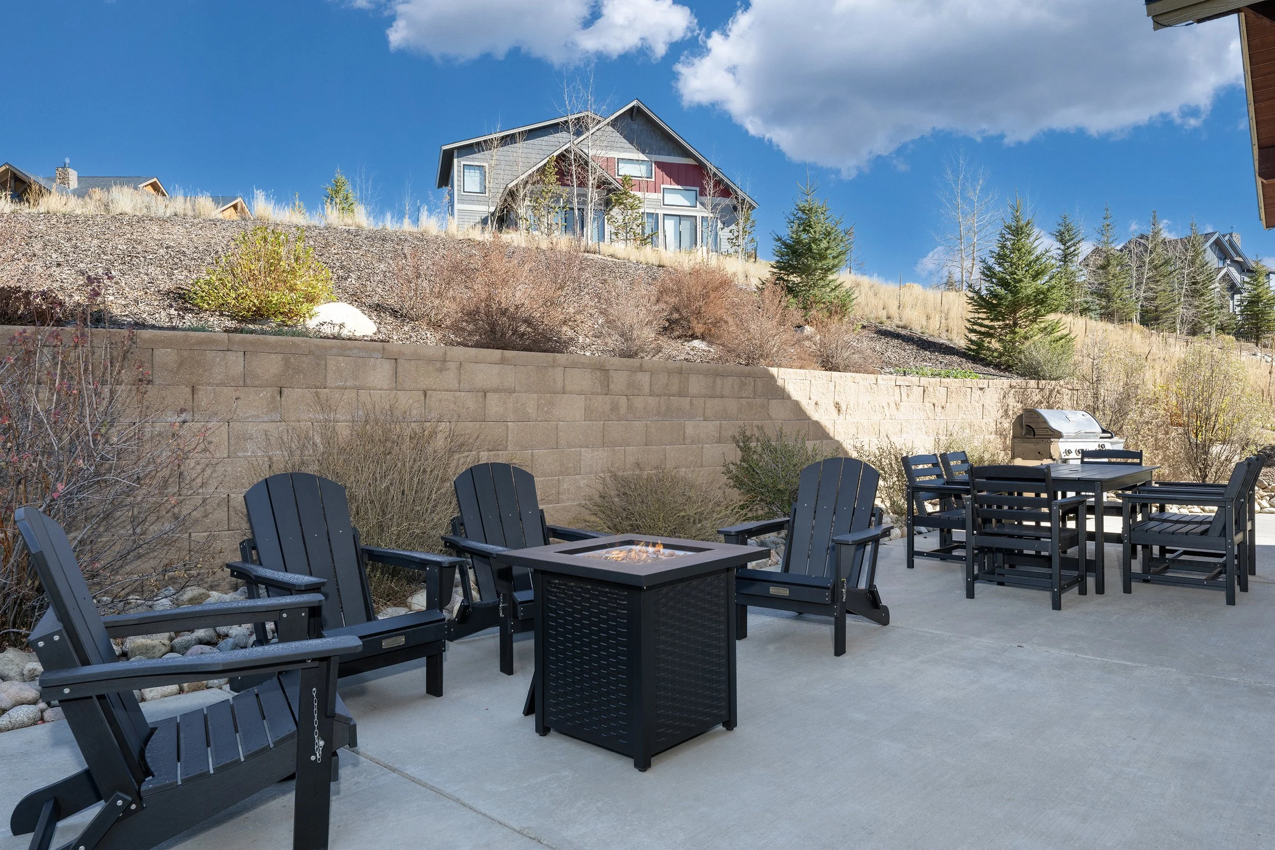 701 Saddle Ridge Ct pic 8.jpg