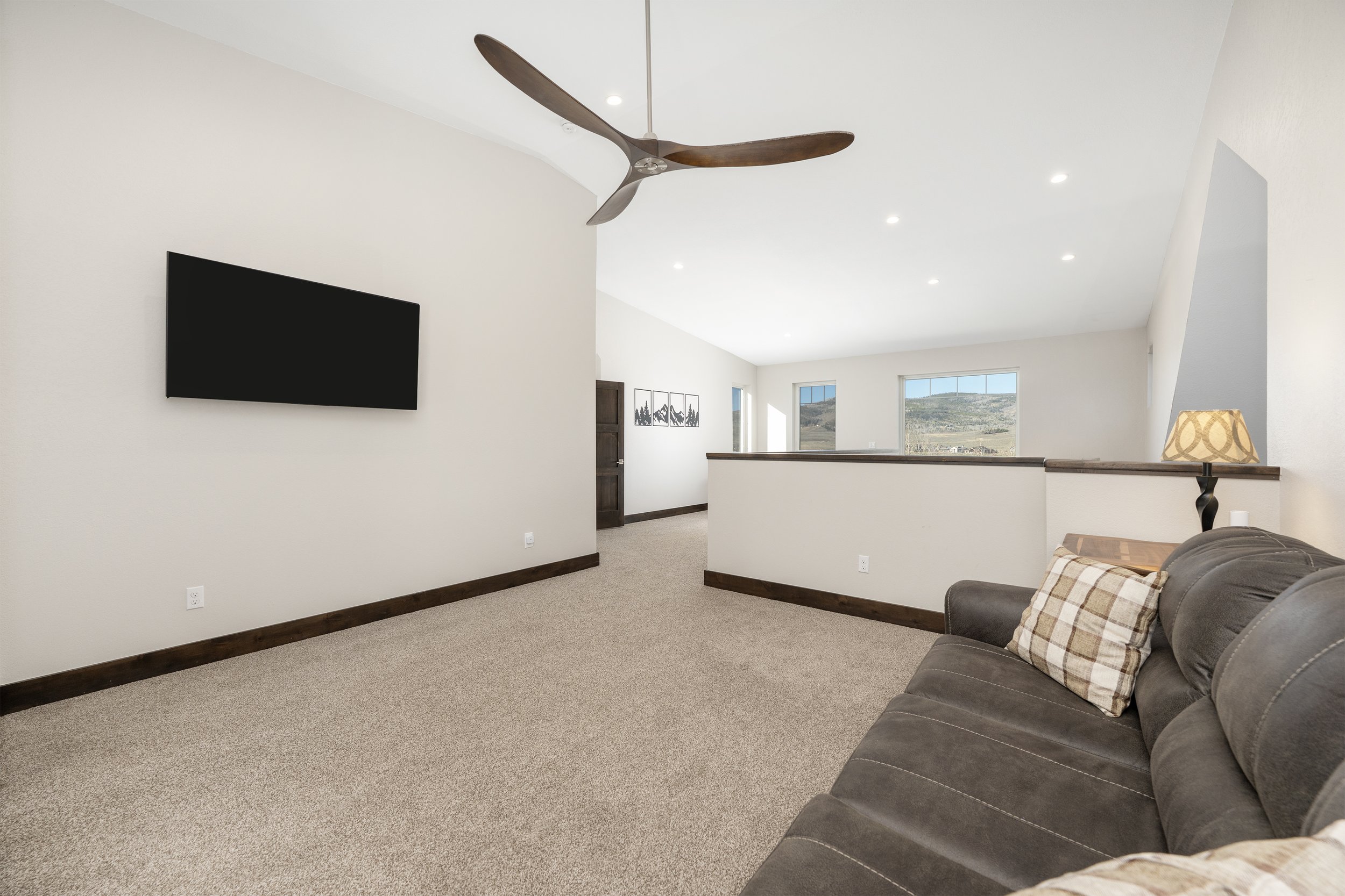 701 Saddle Ridge Ct pic 14.jpg
