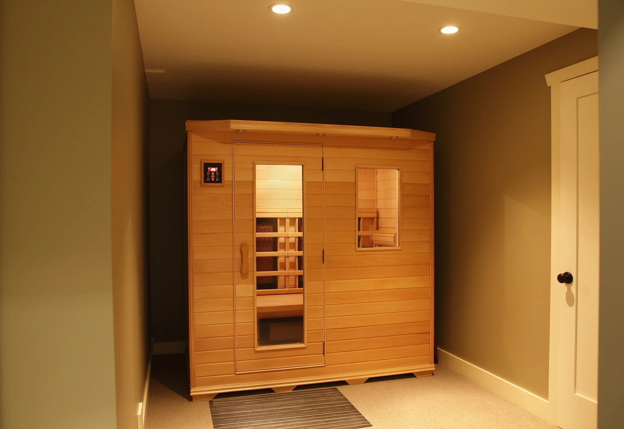 How To Choose the Right Sauna for Your Home