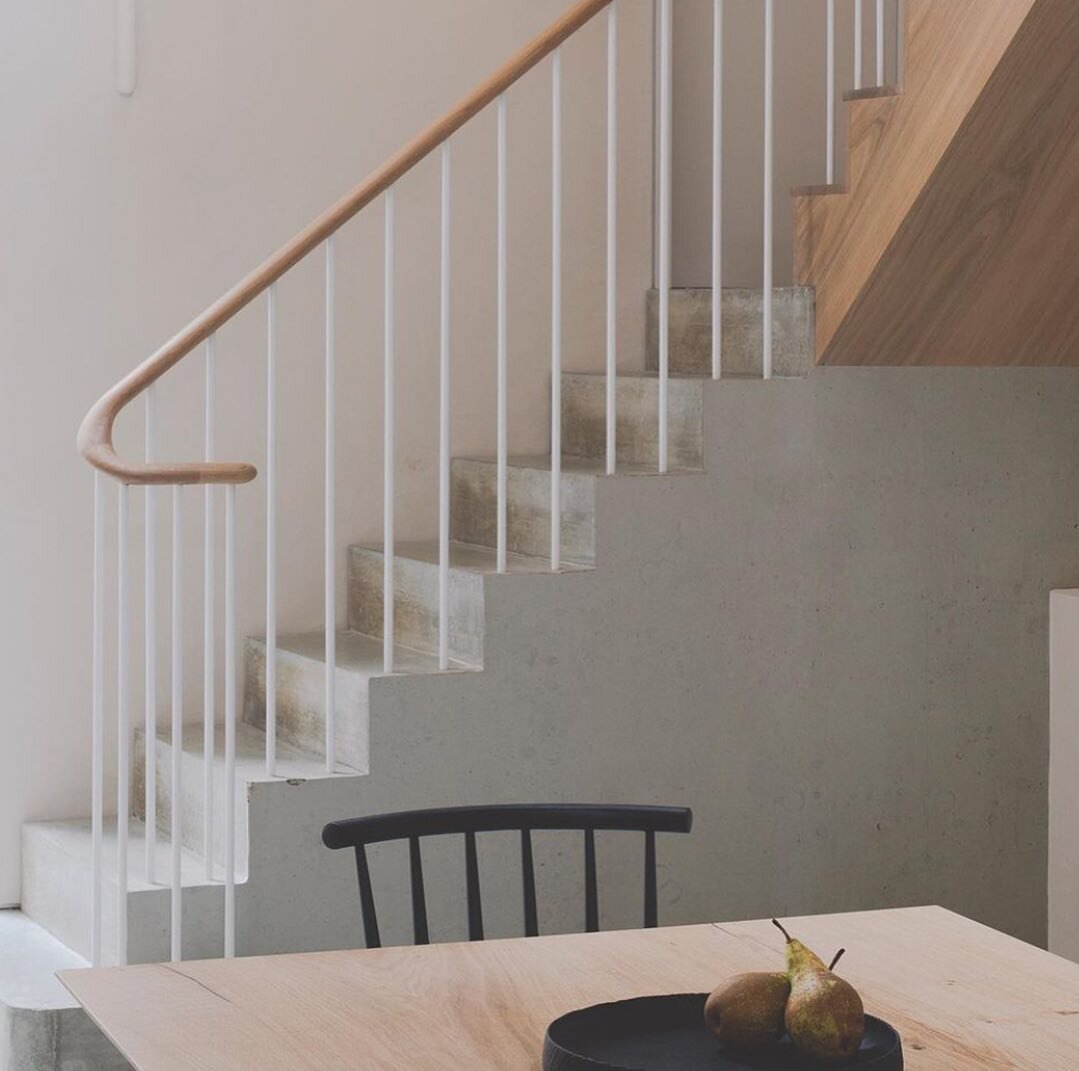 Internal staircase inspiration - mixing materiality; concrete and timber which guides you upwards. Inspiration by @bindlossdawes