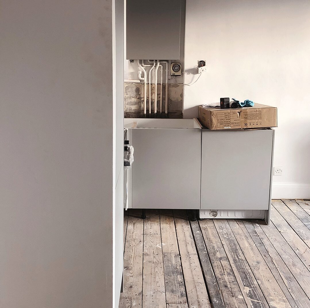 Sometimes, the process is just as appealing as the final product. A snapshot of our #surrey Micro-Home during its renovation - exposed original floorboards beautifully complemented the matt finish of the half-built dove-grey kitchen units.