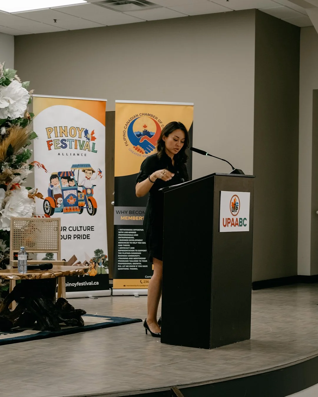 In time to commemorate Women’s History Month in Canada, ๐ Mabuhay House Society looks back to last August, when our Board of Directors had the honour of meeting Hon. Rechie Valdez, the first Filipina Member of Parliament and Minister of Small
