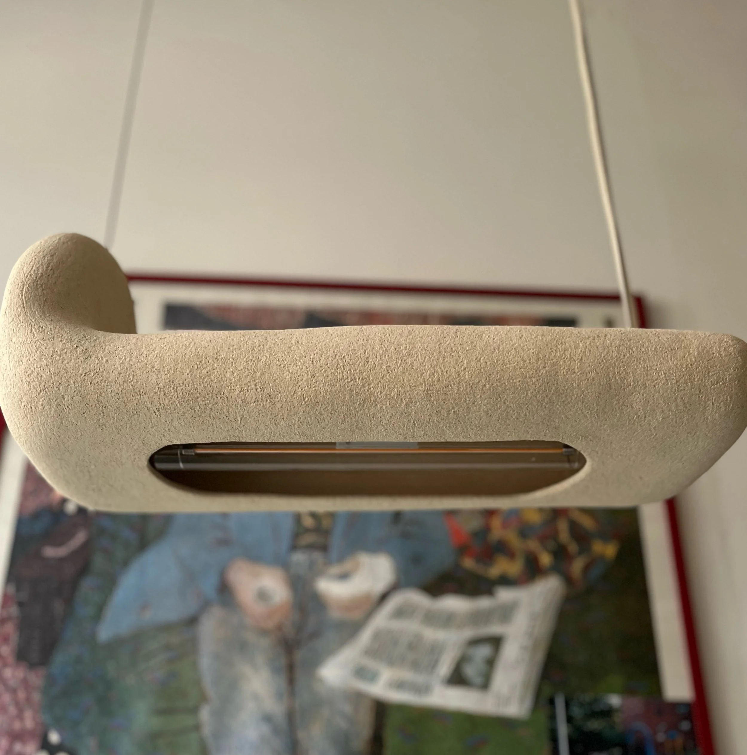 L.46cm l.19cm P.8cm (légère variation possible)
990€ 
 

