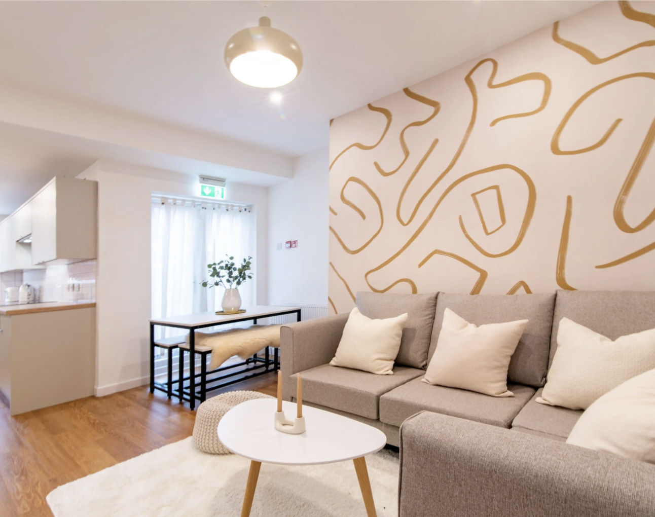 5 bed hmo living.png