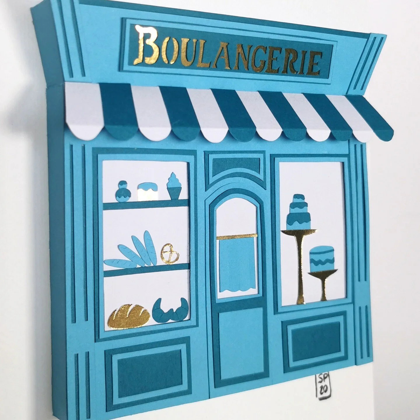 Petit souvenir de 2020 

#littleshop #windowshop #paperdisplay #paperartist #paperarchitecture #paperhouse #papierdecoupe #papercutart #modelisme #modelartist #maquette #papier #paperdesign #paperdesigner #handmade #paperart #papercut #paperdoor #pap