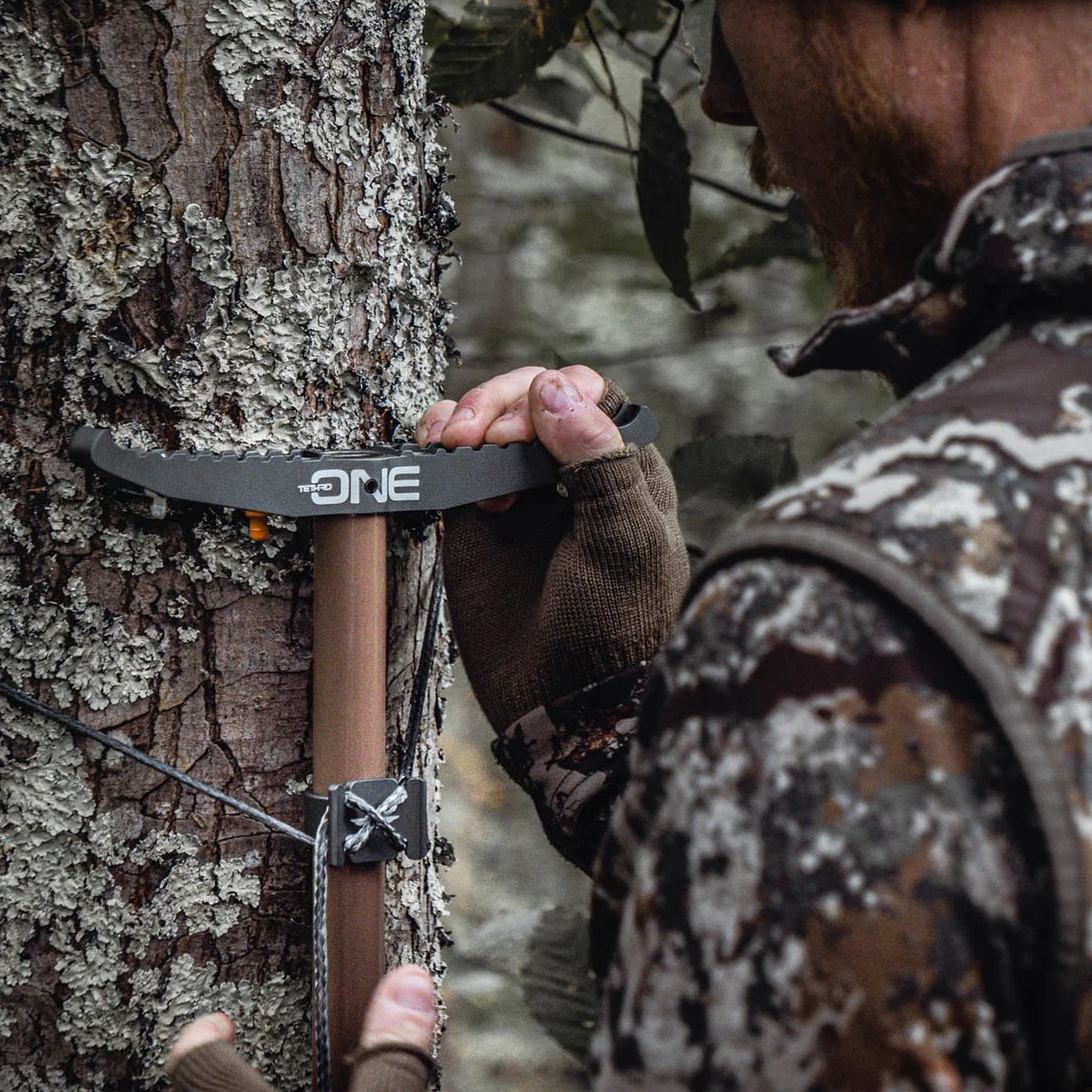 Best Climbing Sticks for Saddle Hunting (2025 Guide)
